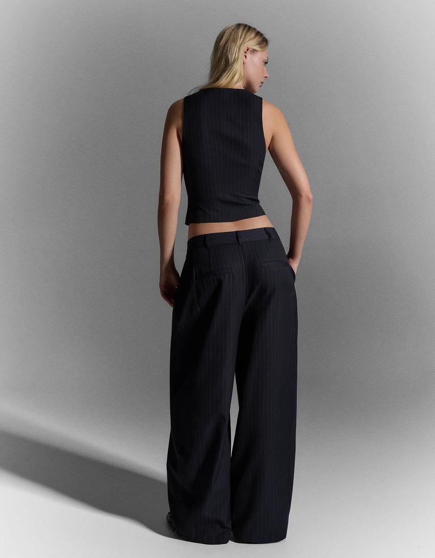 Luźne spodnie z zakładkami w pasie-Granatowy