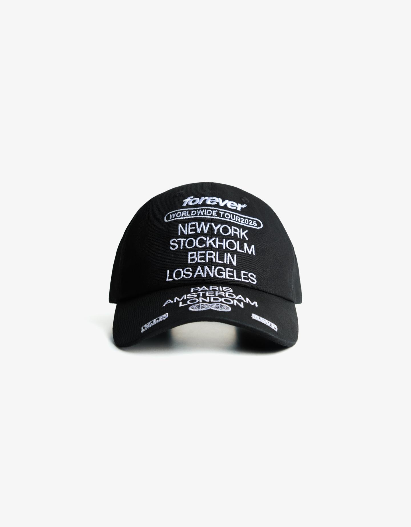 Bershka haftowana czapka czarny