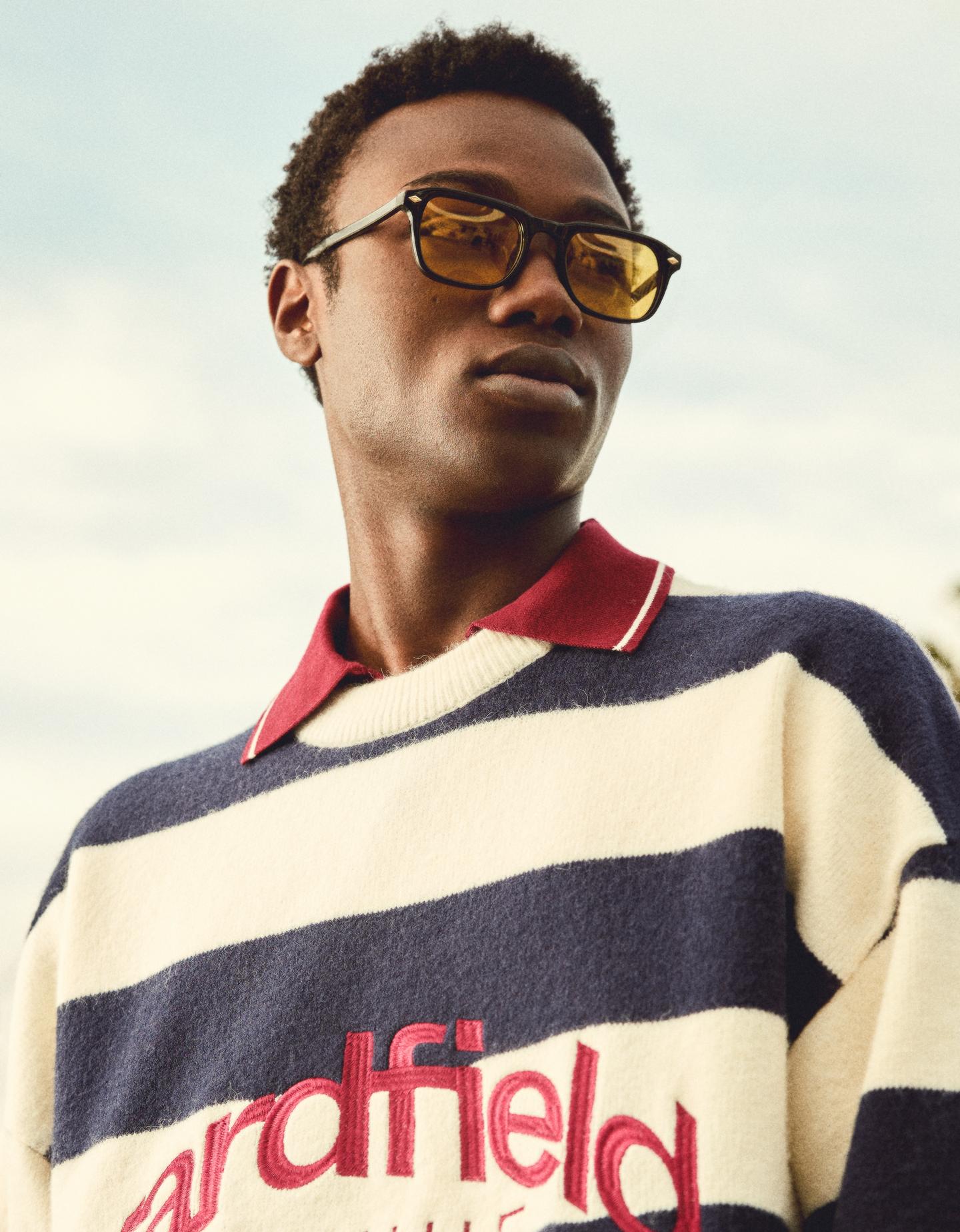 Bershka okulary przeciwsłoneczne z oprawkami z tworzywa żółty