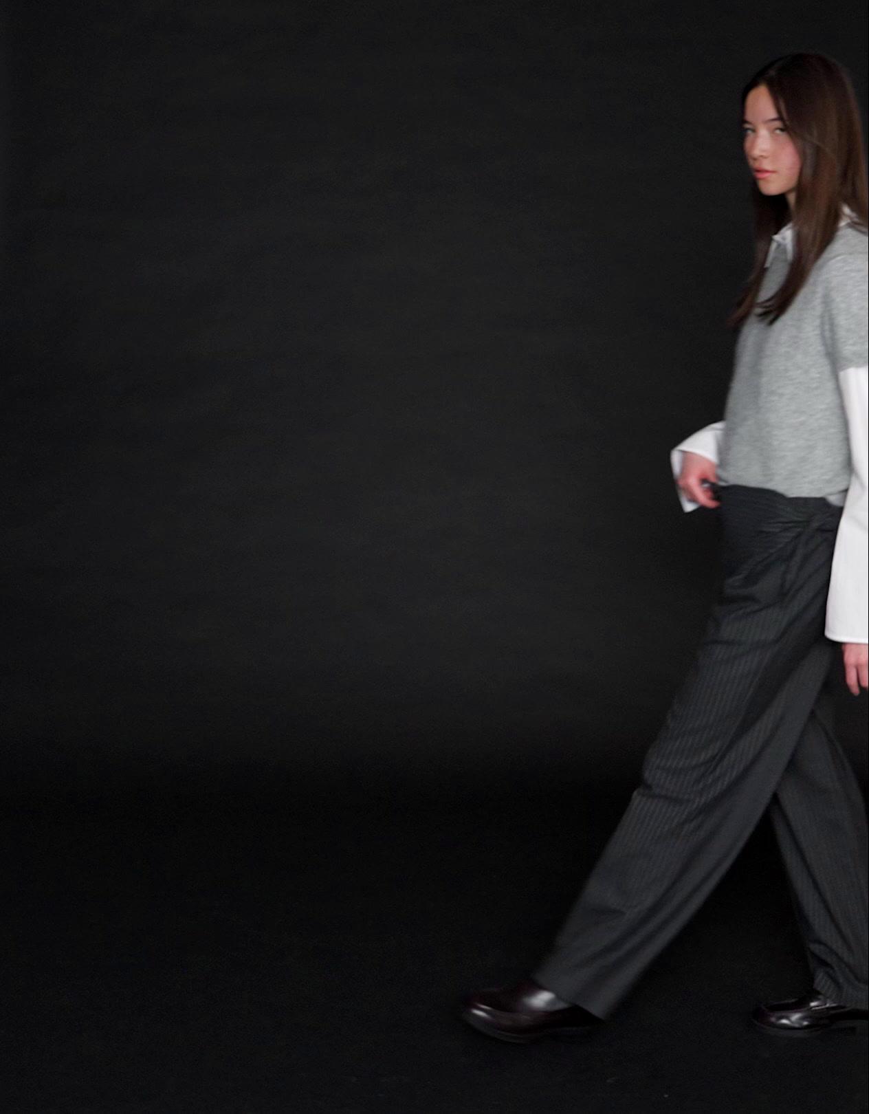 Paçası fularlı tailored fit pantolon - Görsel 23