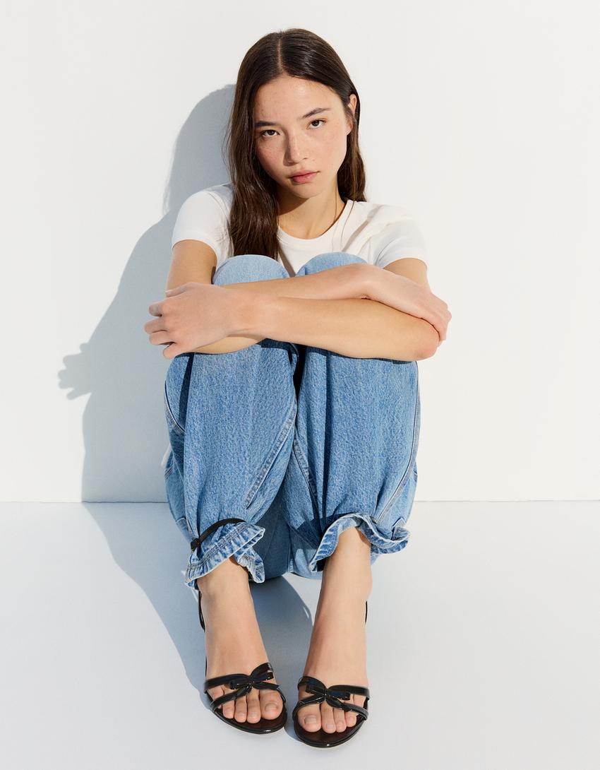 Sandales à talon avec nœud-Noir