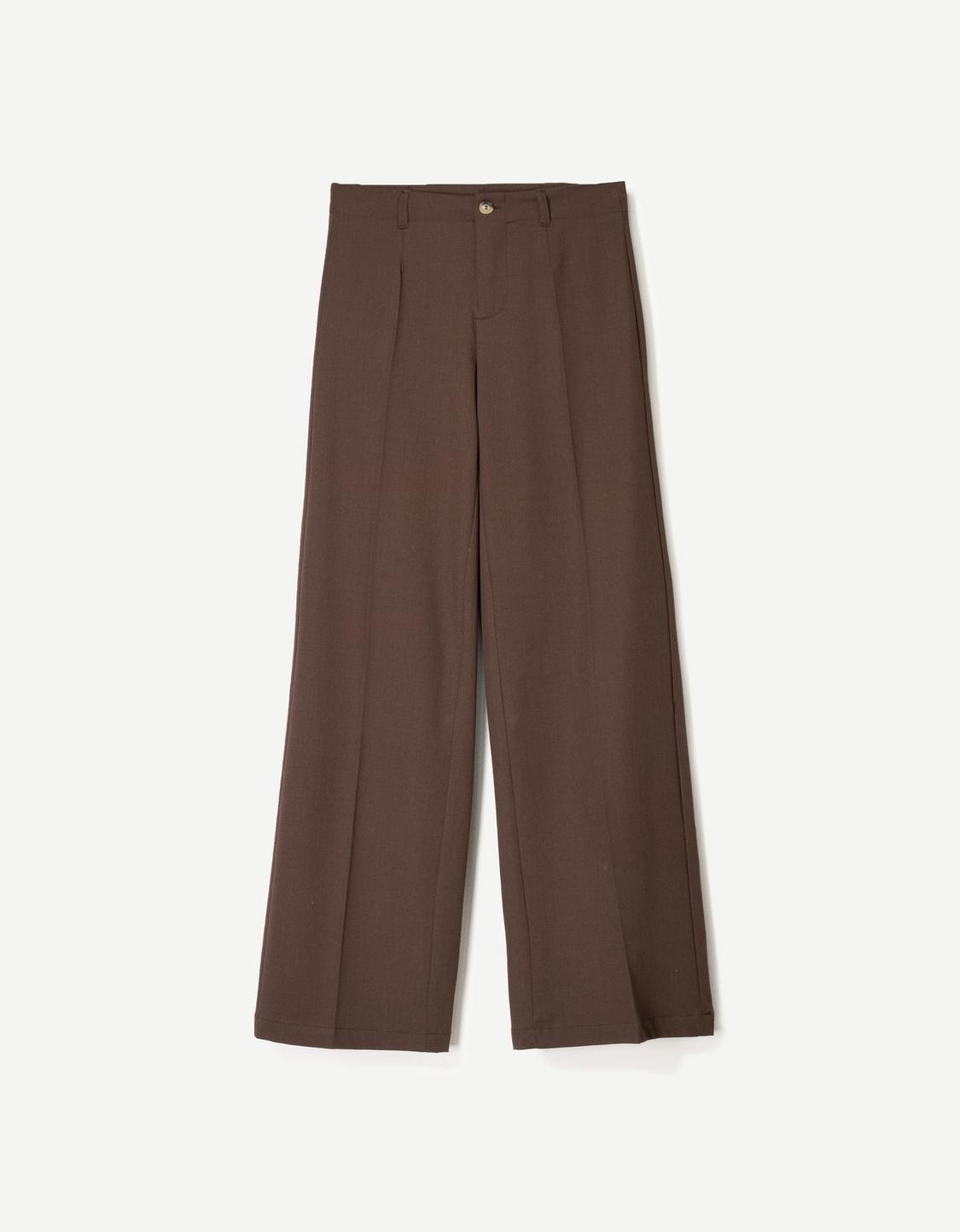 Wide-leg trousers