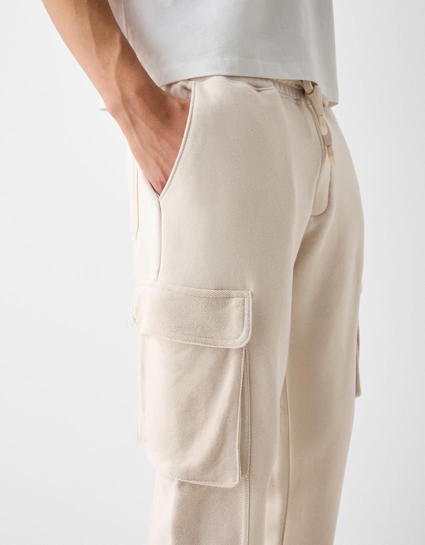 Calças jogger cargo felpa pormenor-Gelo-3