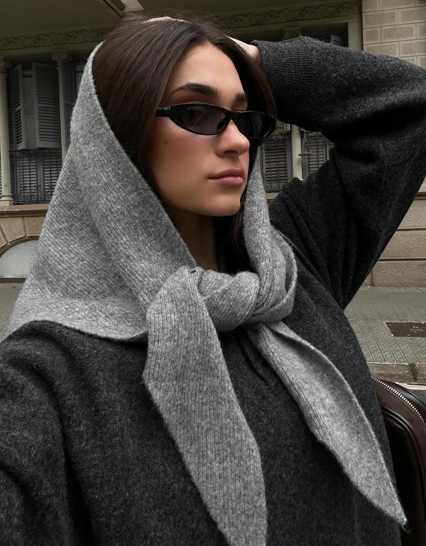 Pañoleta punto-Gris