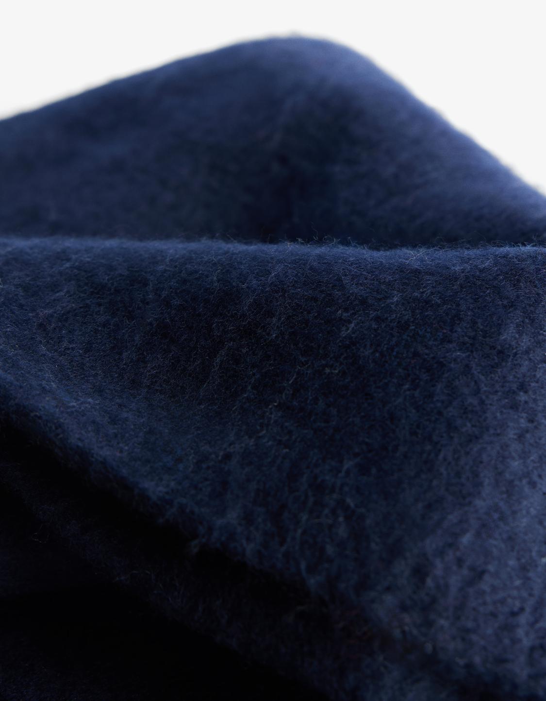 Solid-coloured scarf