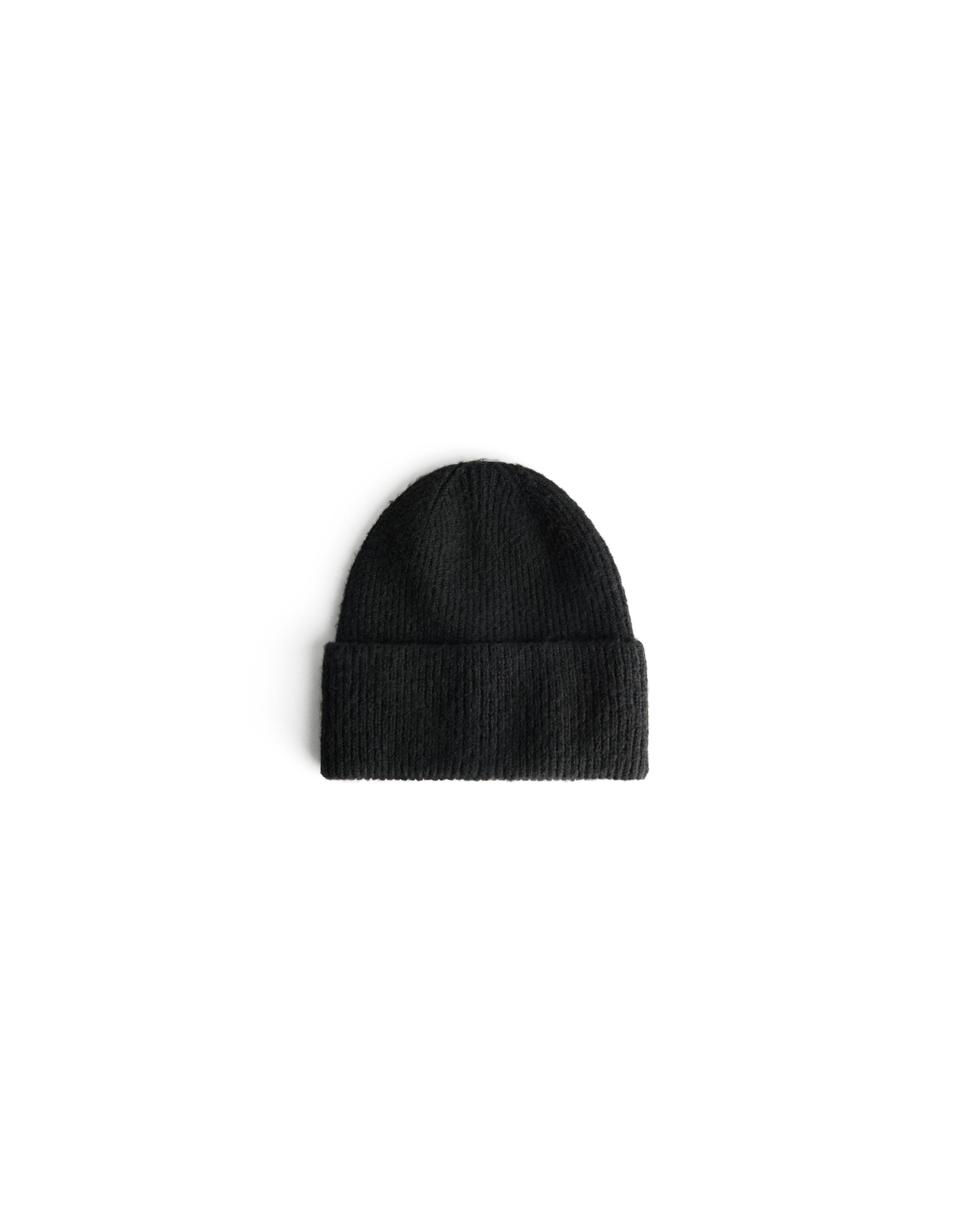 Turn-up knit beanie — Black
