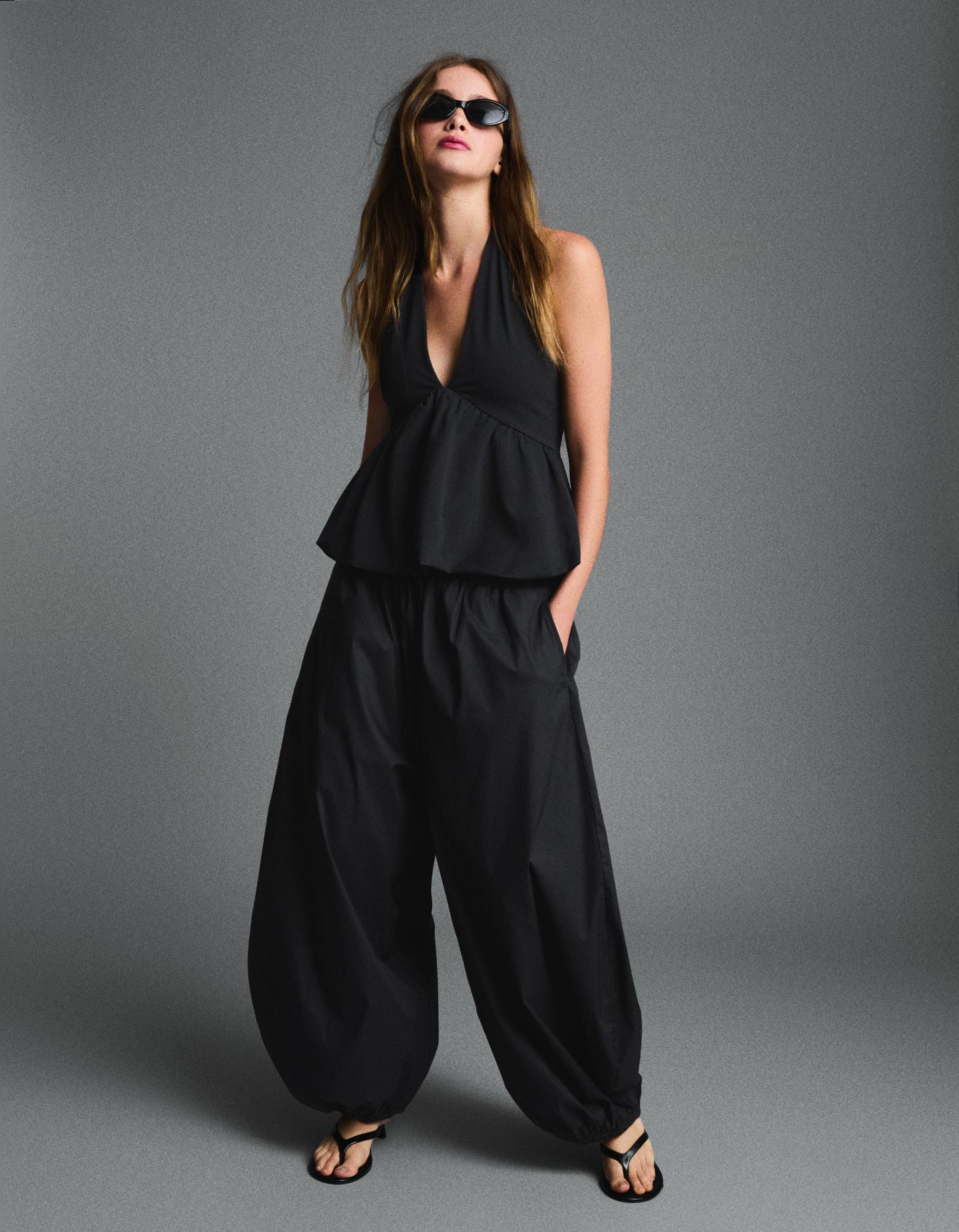 Bershka spodnie typu bloomer z popeliny czarny