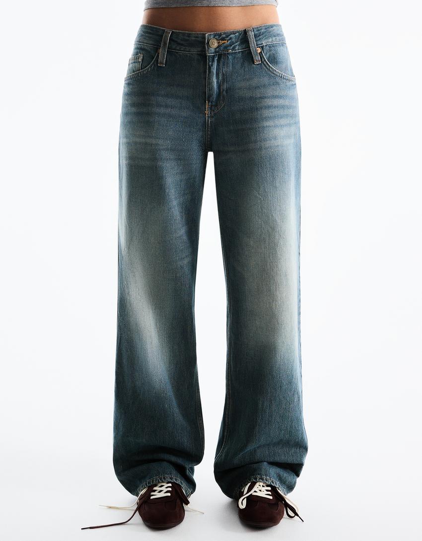 Low-rise straight-leg jeans-Light blue