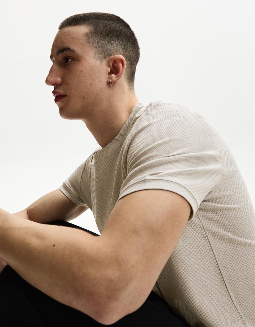 Textured short sleeve T-shirt-Stone