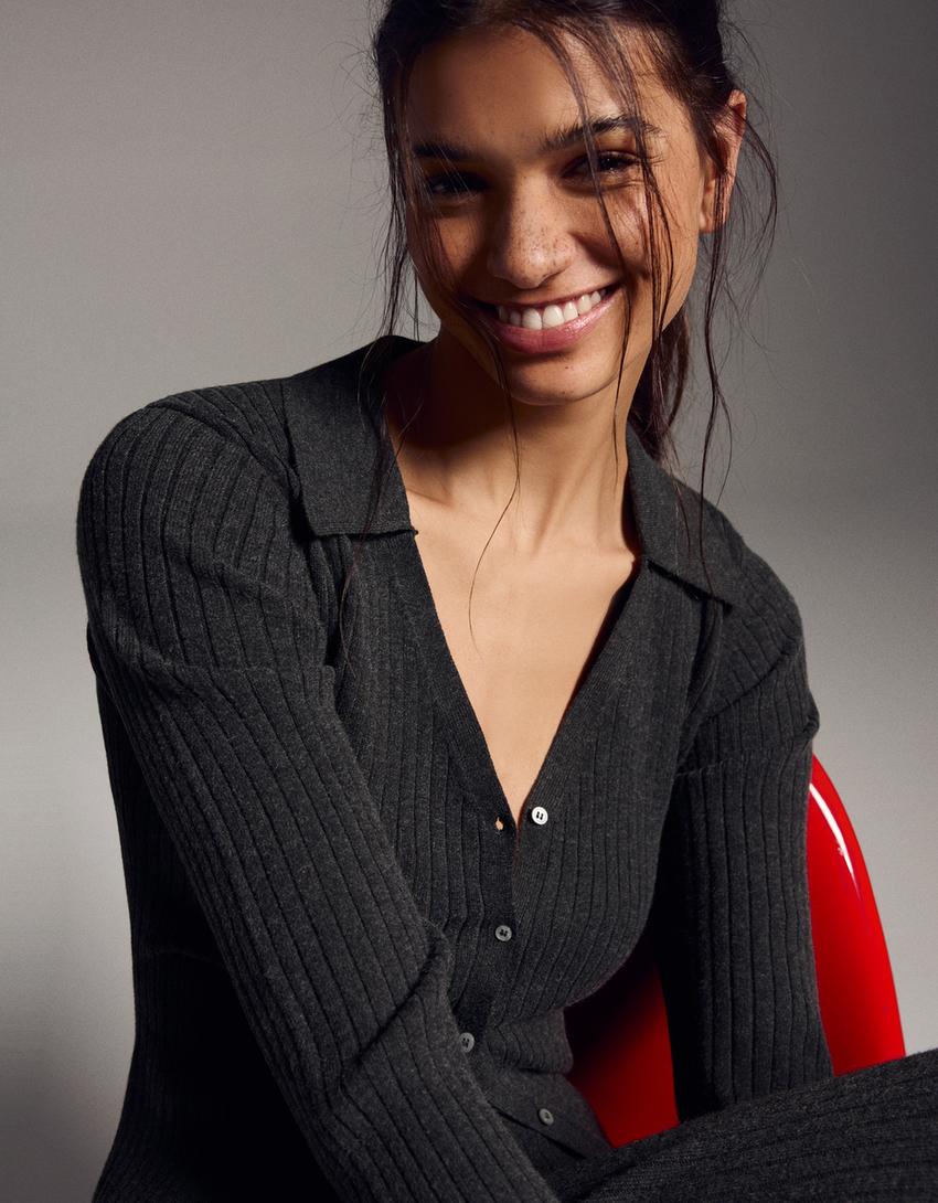 Cardigan de gola polo com nervuras-Cinza-escuro