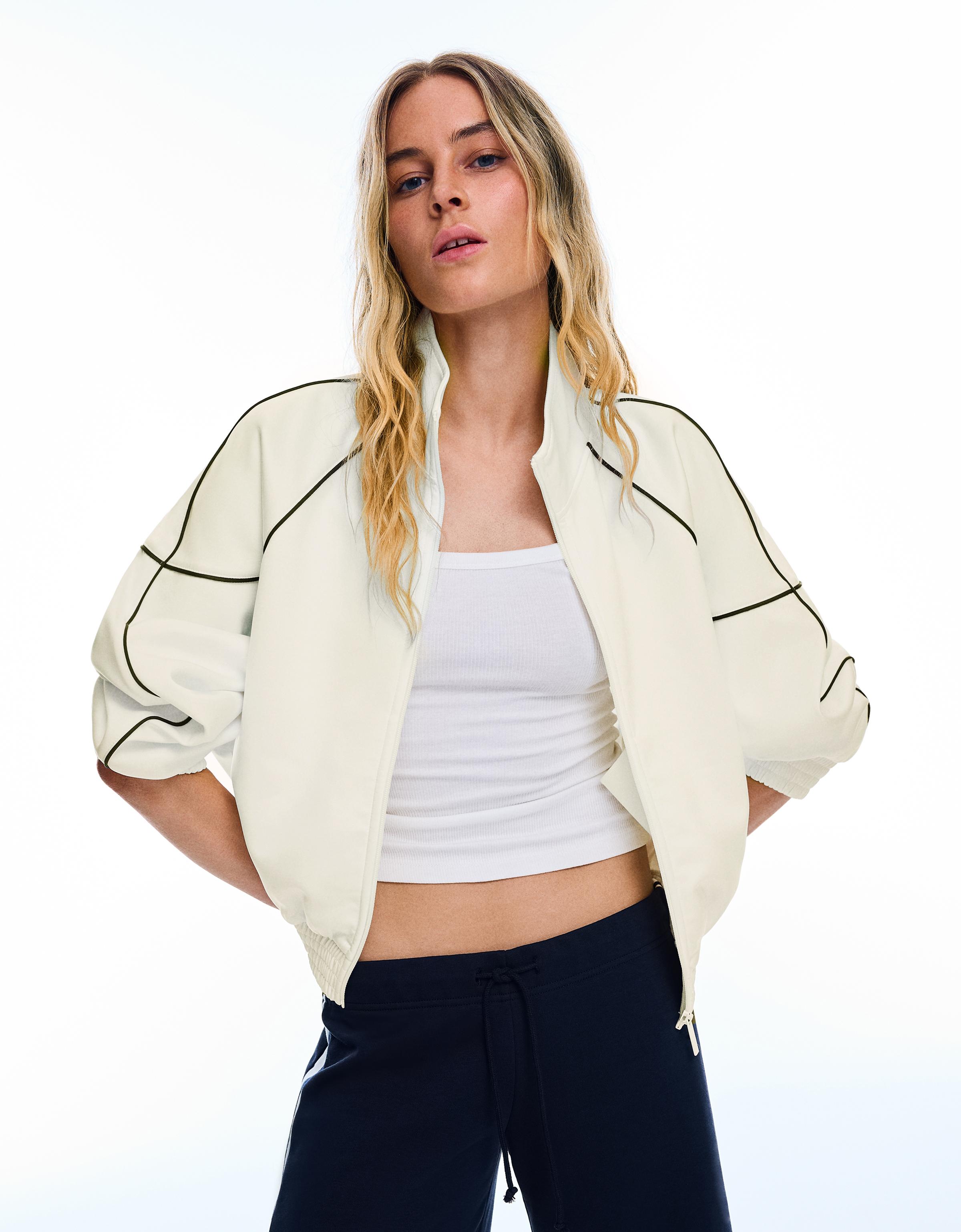 Bershka Chaqueta Cuello Perkins Contraste Mujer Crudo