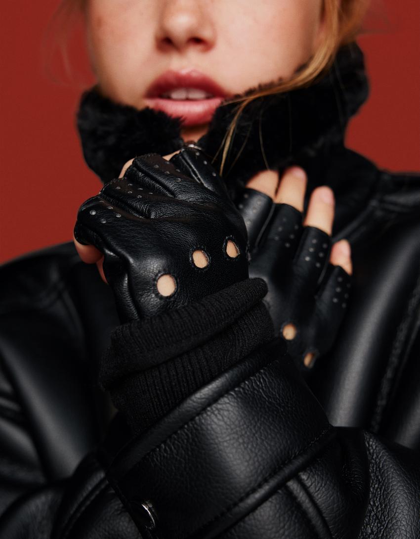 Leather effect mittens-Black