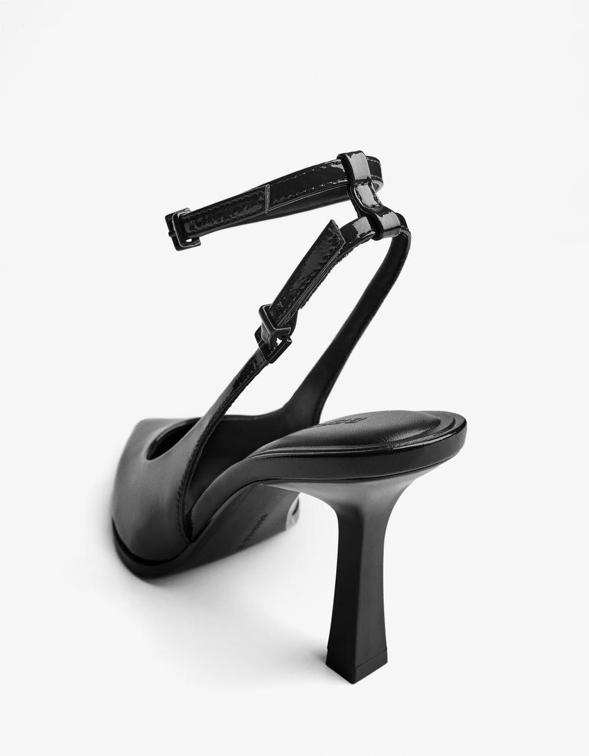 Scarpa con tacco aperta sul tallone con cinturino Donna Bershka