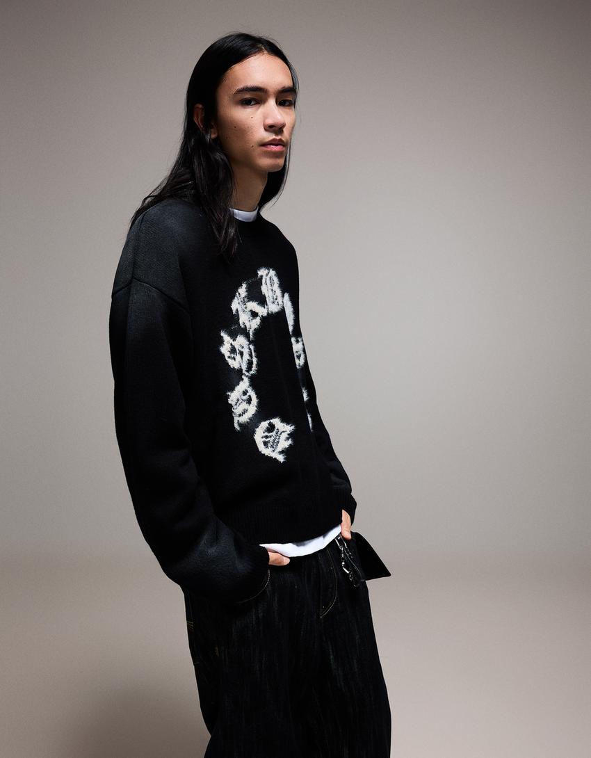 Džemperis ar apdruku-Melns