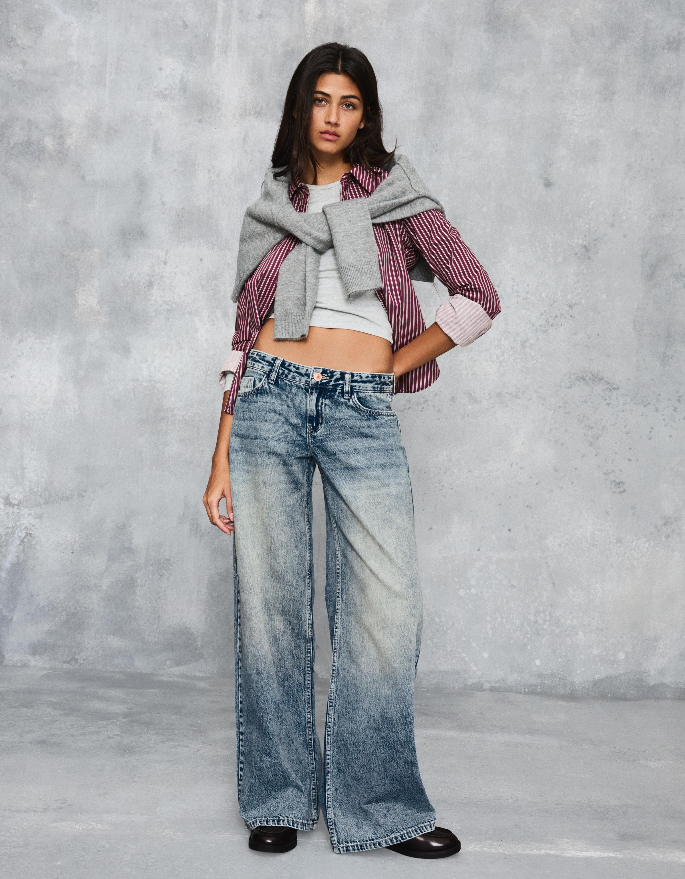 Bershka Jeans Mit Weitem Bein Und Tiefem Bund Damen 36 Ausgewaschenes Blau