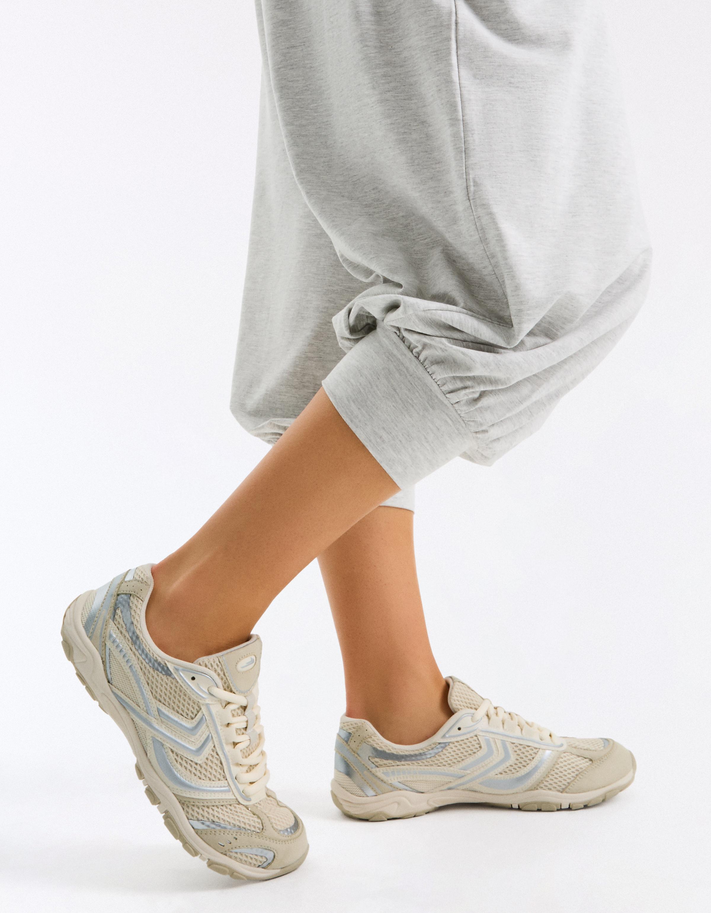 BAREFOOT SNEAKERS — Grey