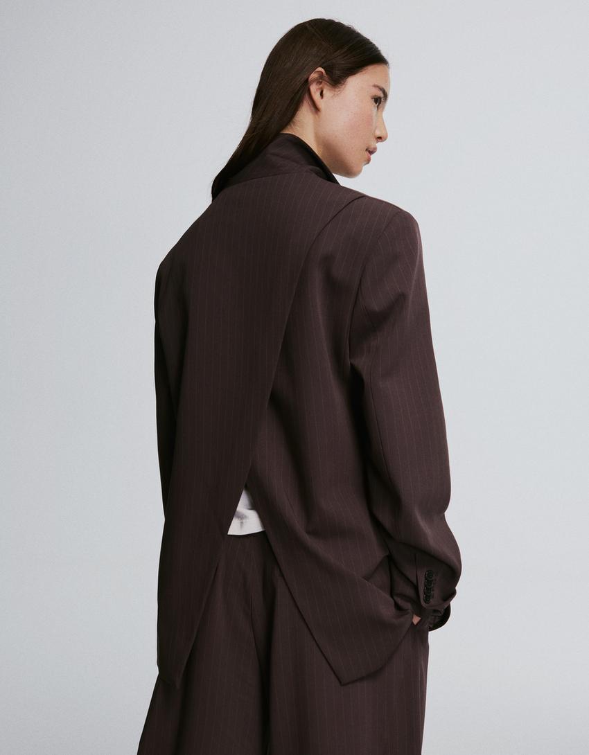 Csíkos, átlapolt blézer-Barna