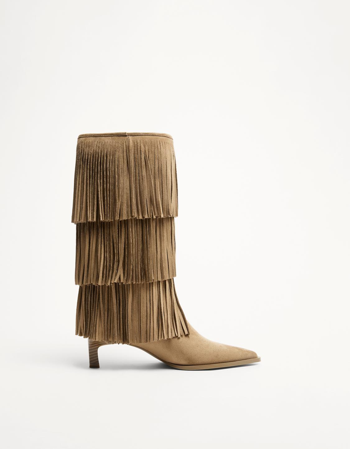 Bota tacón kitten flecos