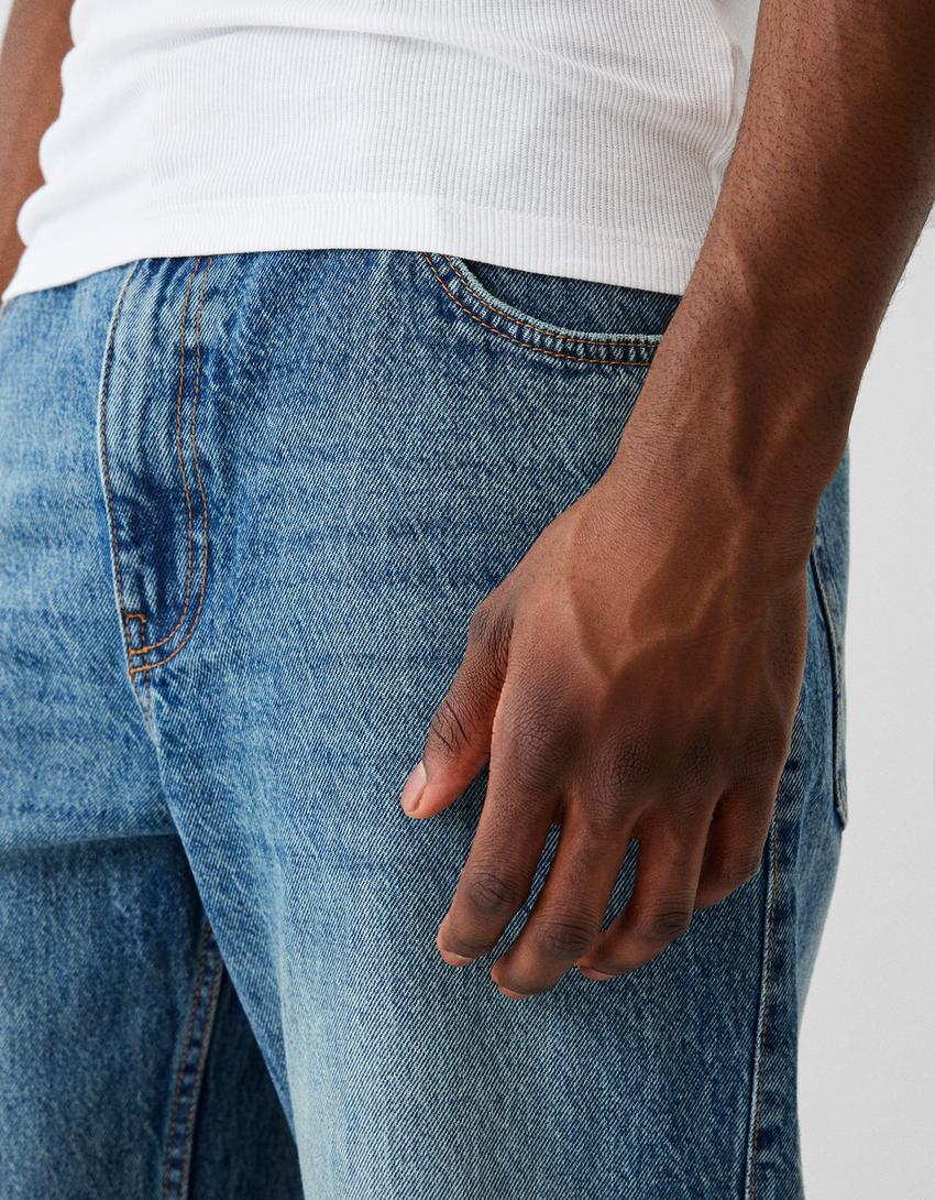 Baggy flare jeans-Washed out blue