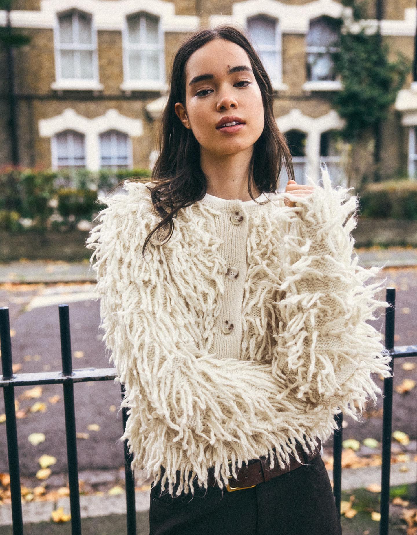 Bershka kardigan z frędzlami piaskowy