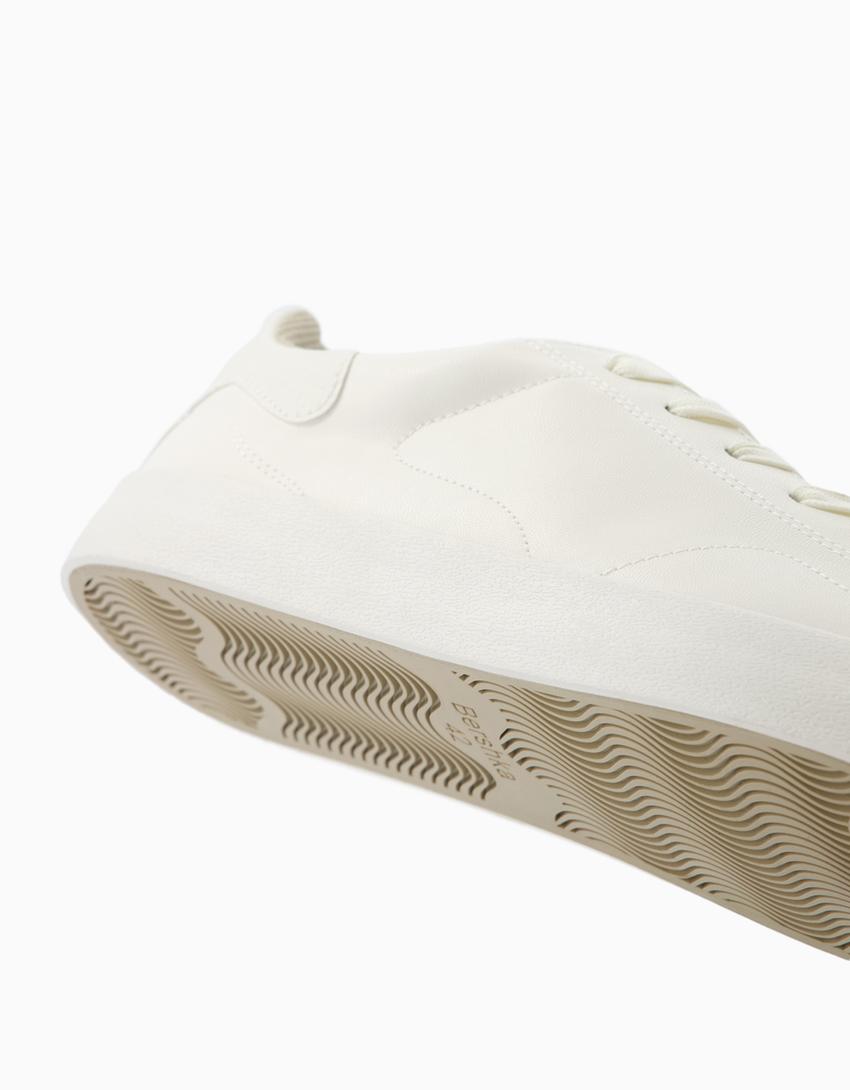 حذاء رياضي متباين-أبيض