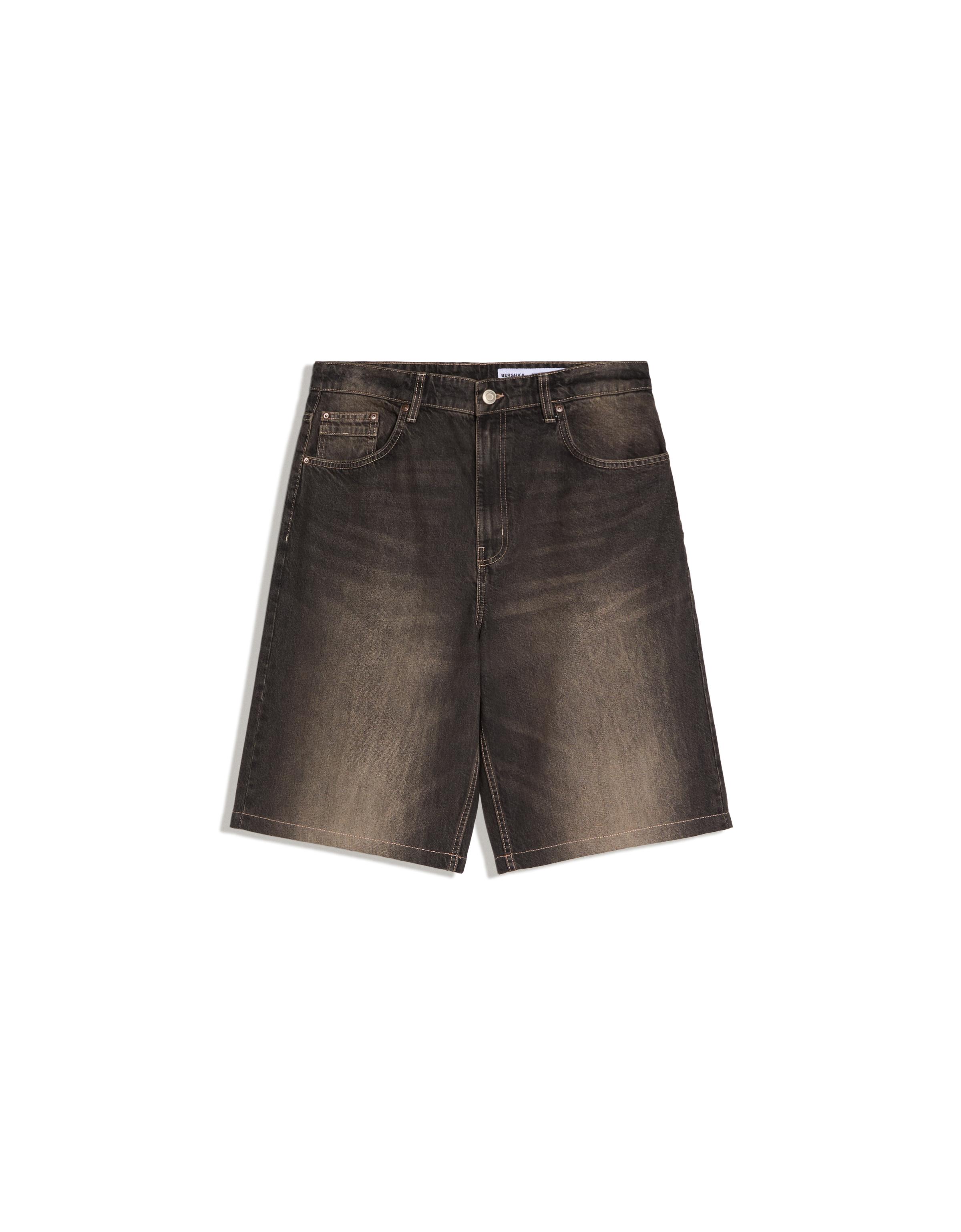 Embroidered super baggy denim Bermuda shorts — Brown