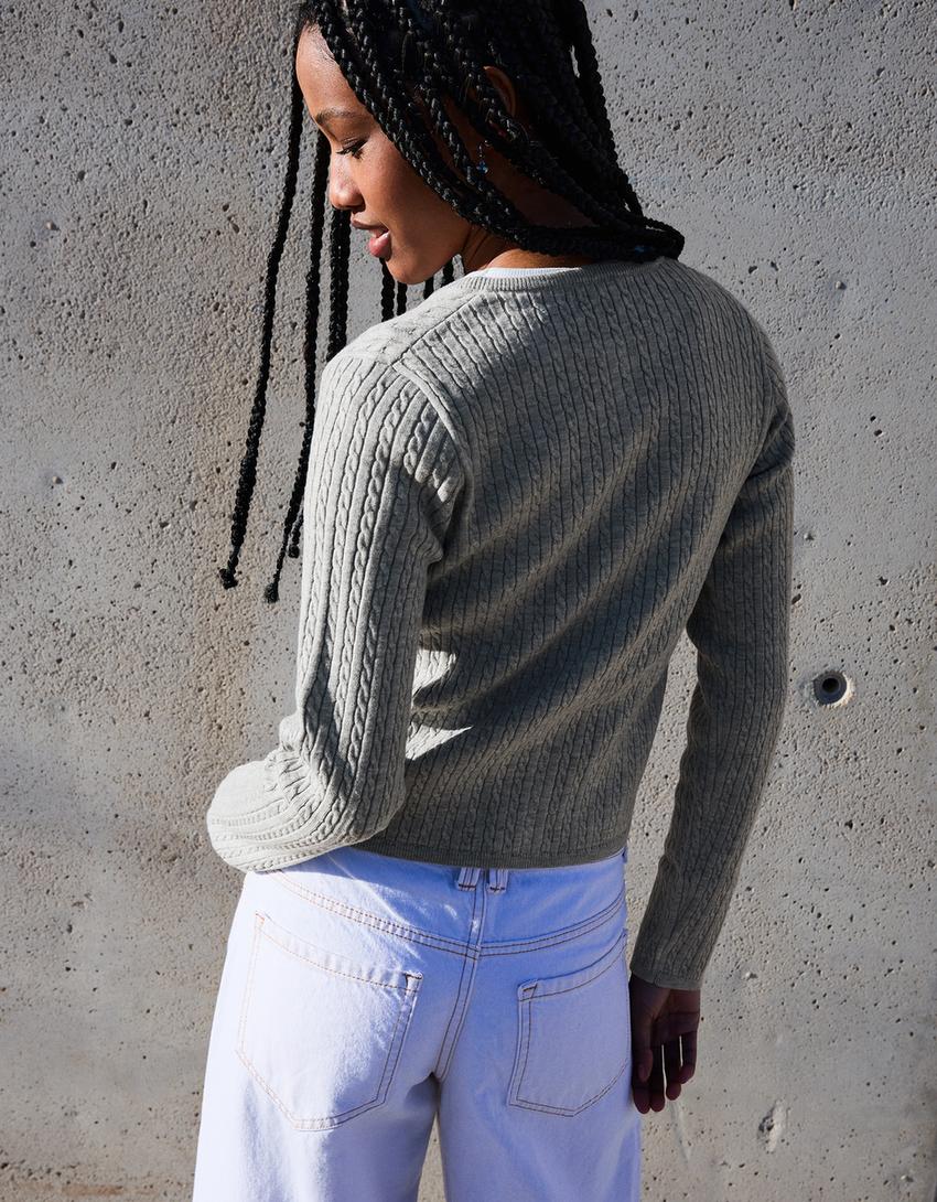 Kardigan z guzikami i warkoczowym splotem-Szary