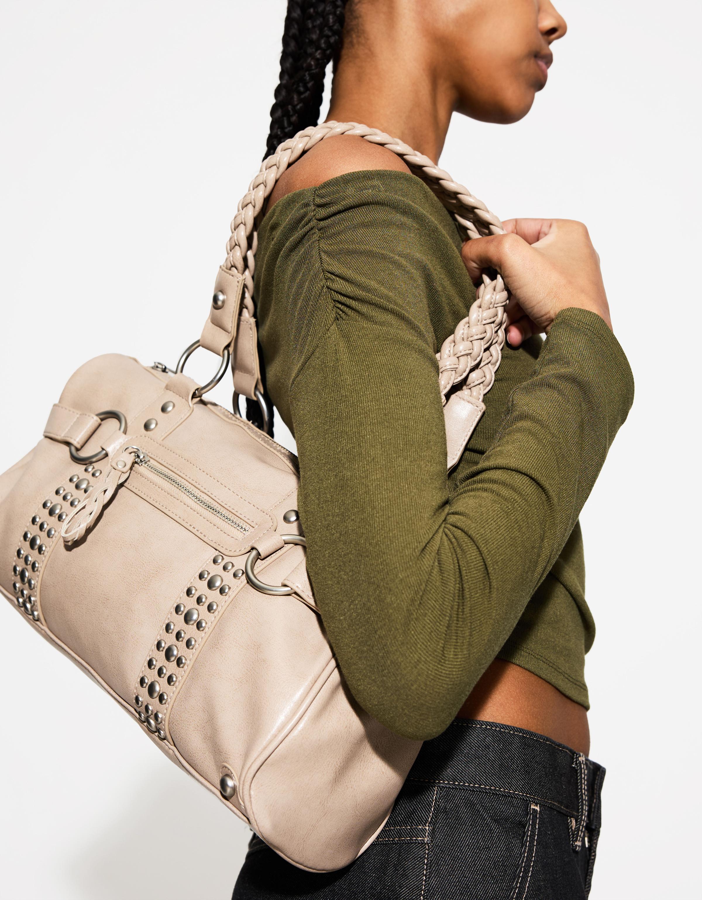 Bershka Bowlingtasche Mit Nieten Damen Beige