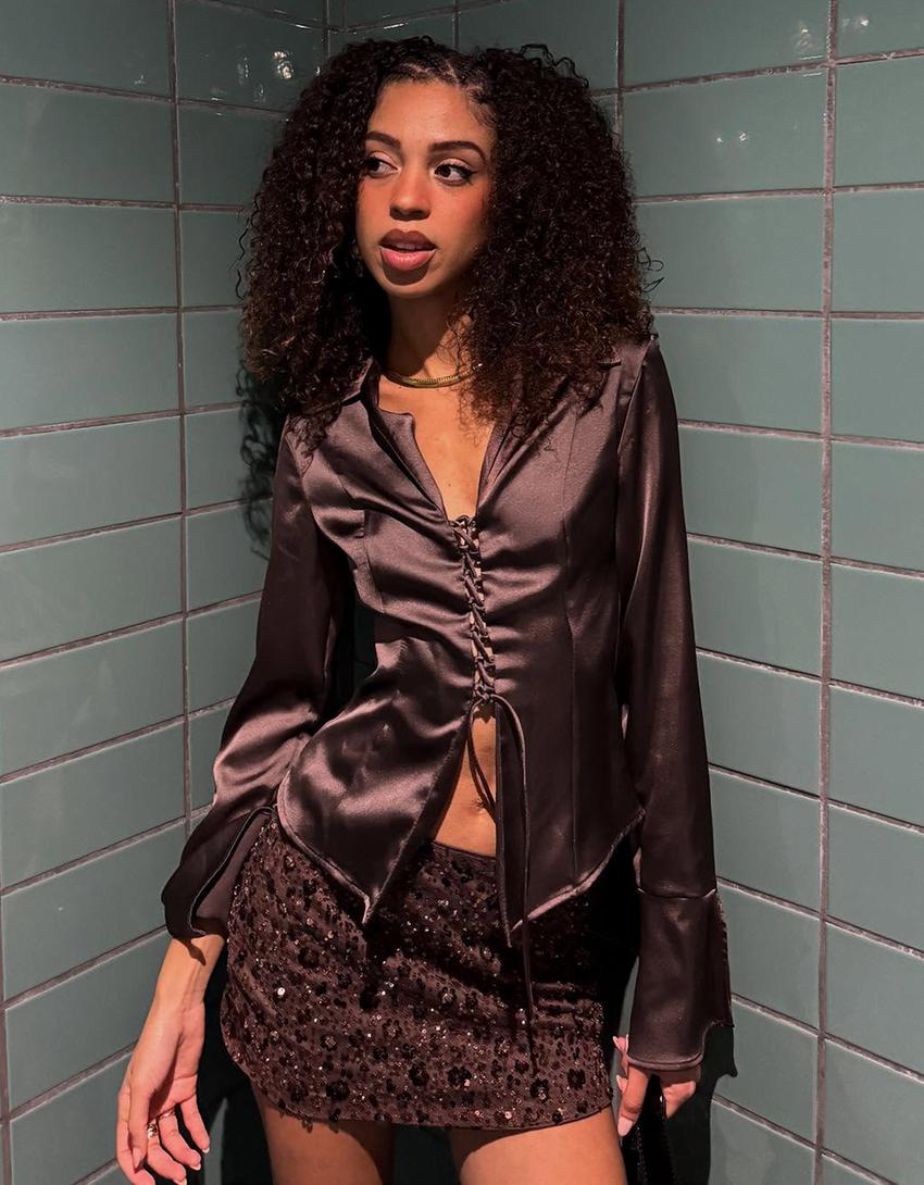 Camisa de cetim com amarração-Marrom