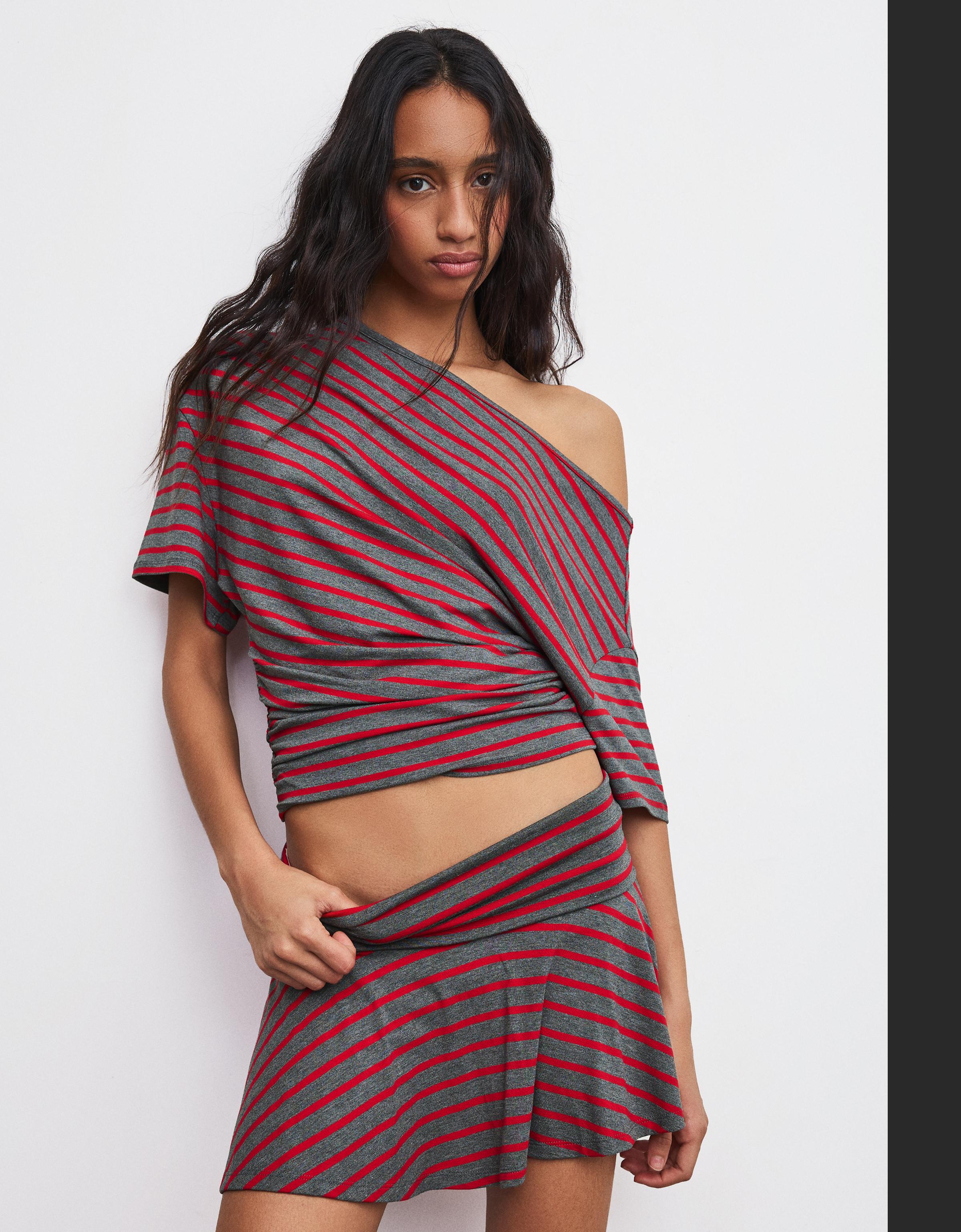 Asimetrik kısa kollu tişört - Görsel 124