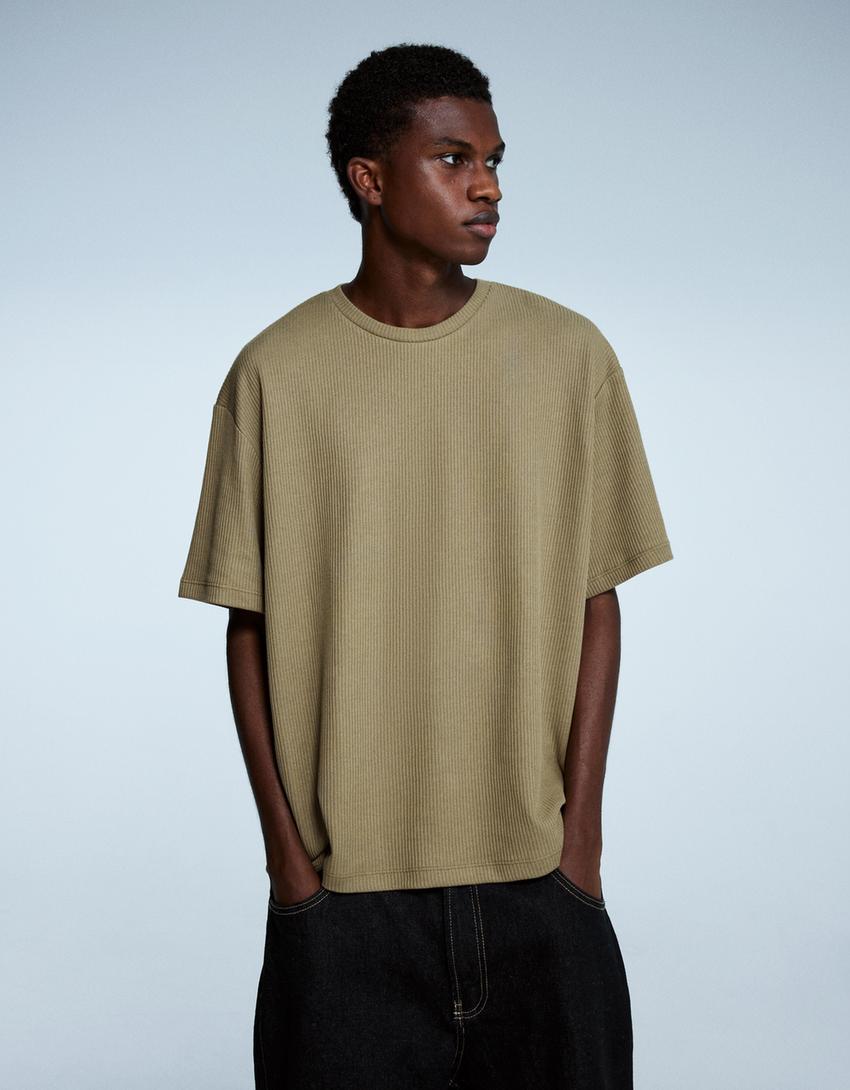 Textured short sleeve T-shirt-Khaki