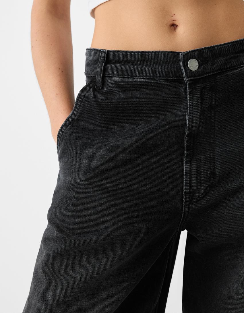 Faded-effect skater fit jeans-Black