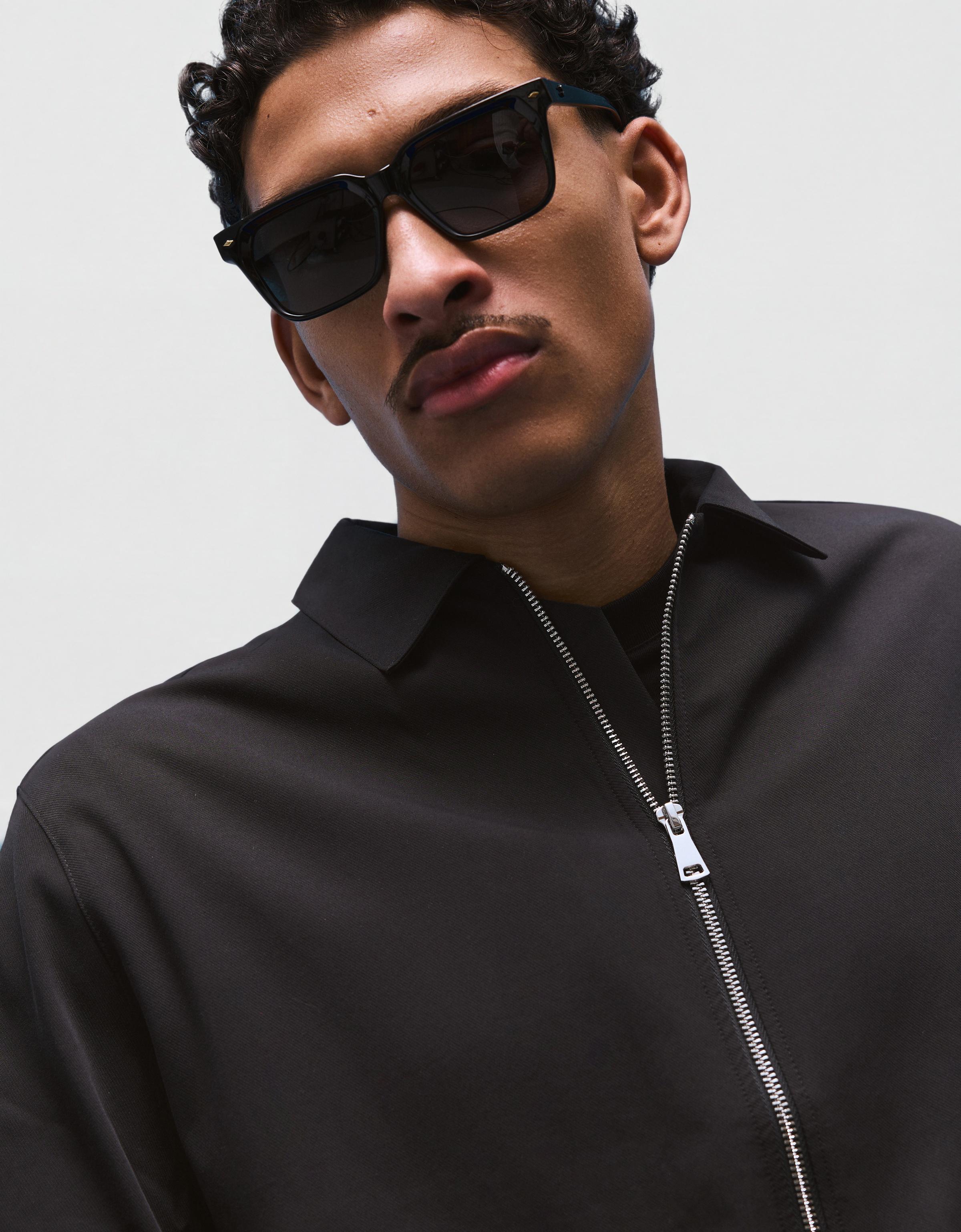 Kısa kollu boxy fit dökümlü gömlek - Görsel 52