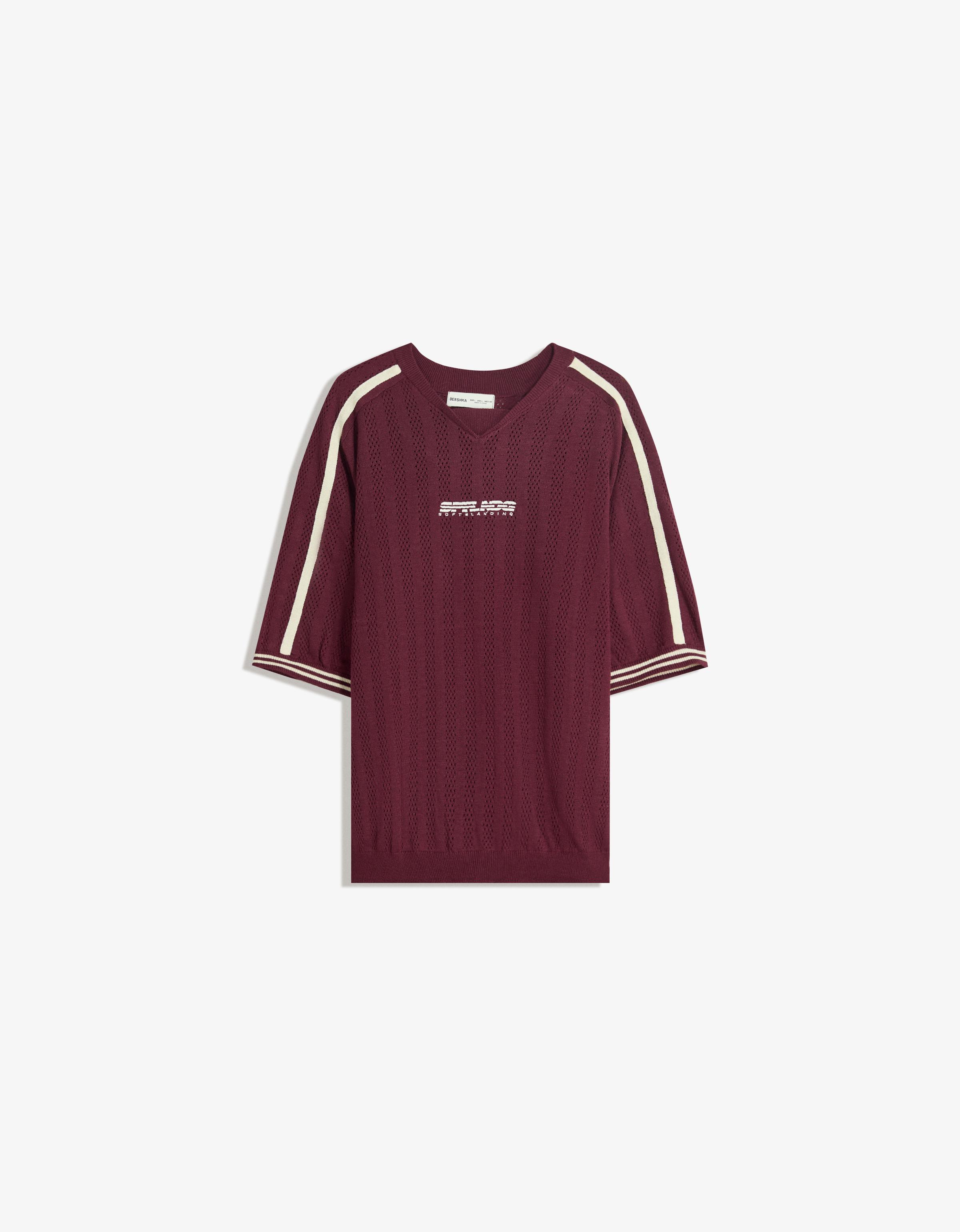 Bershka Sportliches T-Shirt Mit Kurzen Ärmeln Herren S Bordeaux