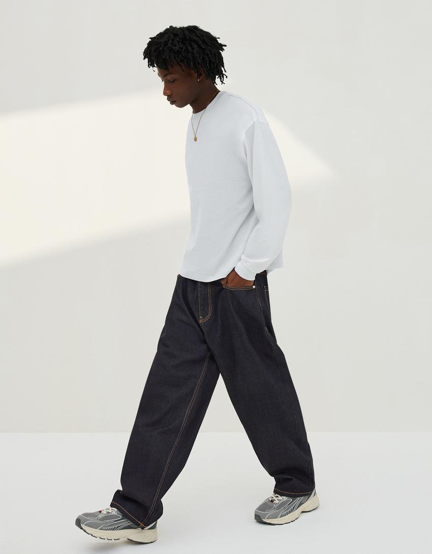 Jeans barrel bordado-Marinho