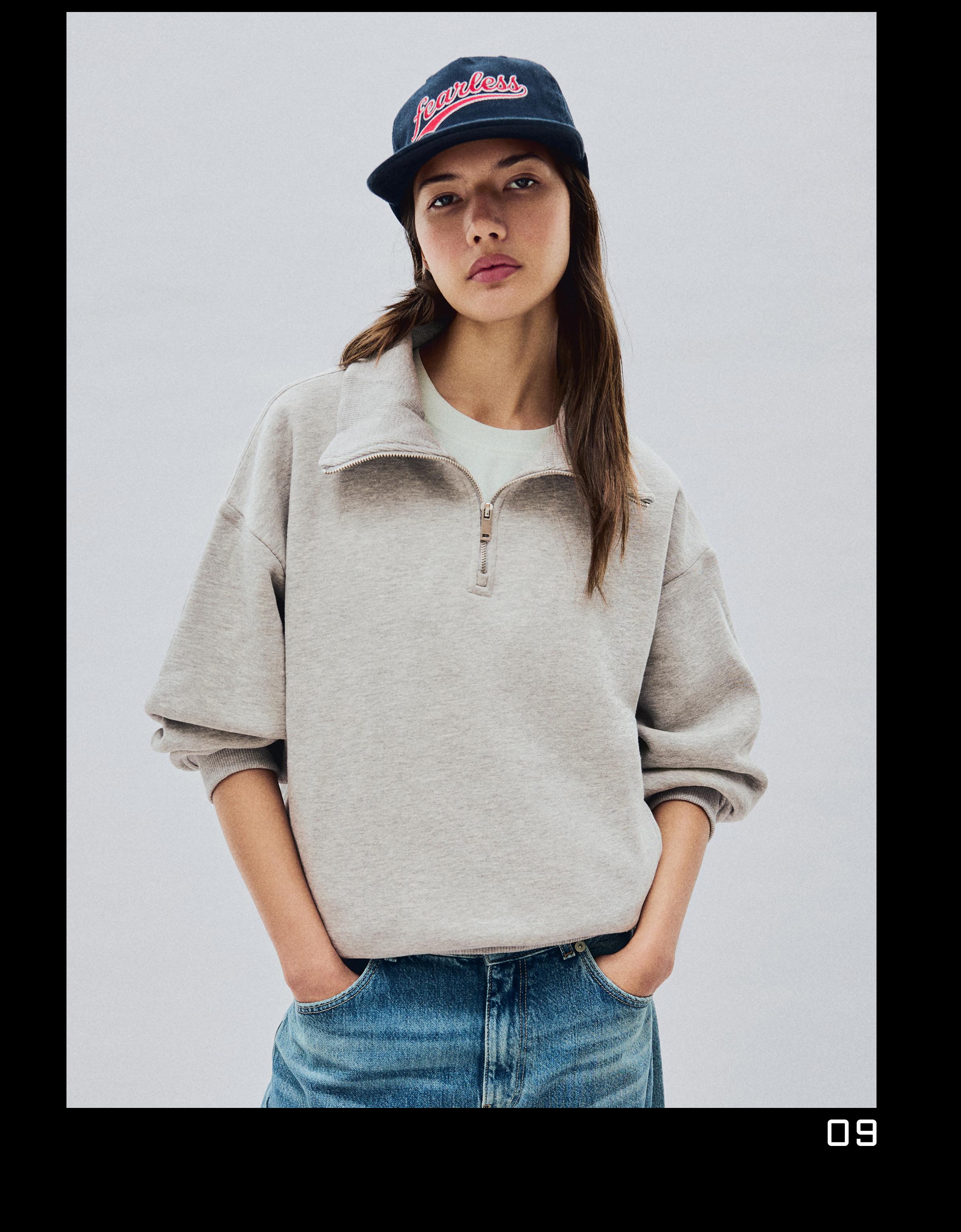 High neck zip-up sweatshirt — Grey
