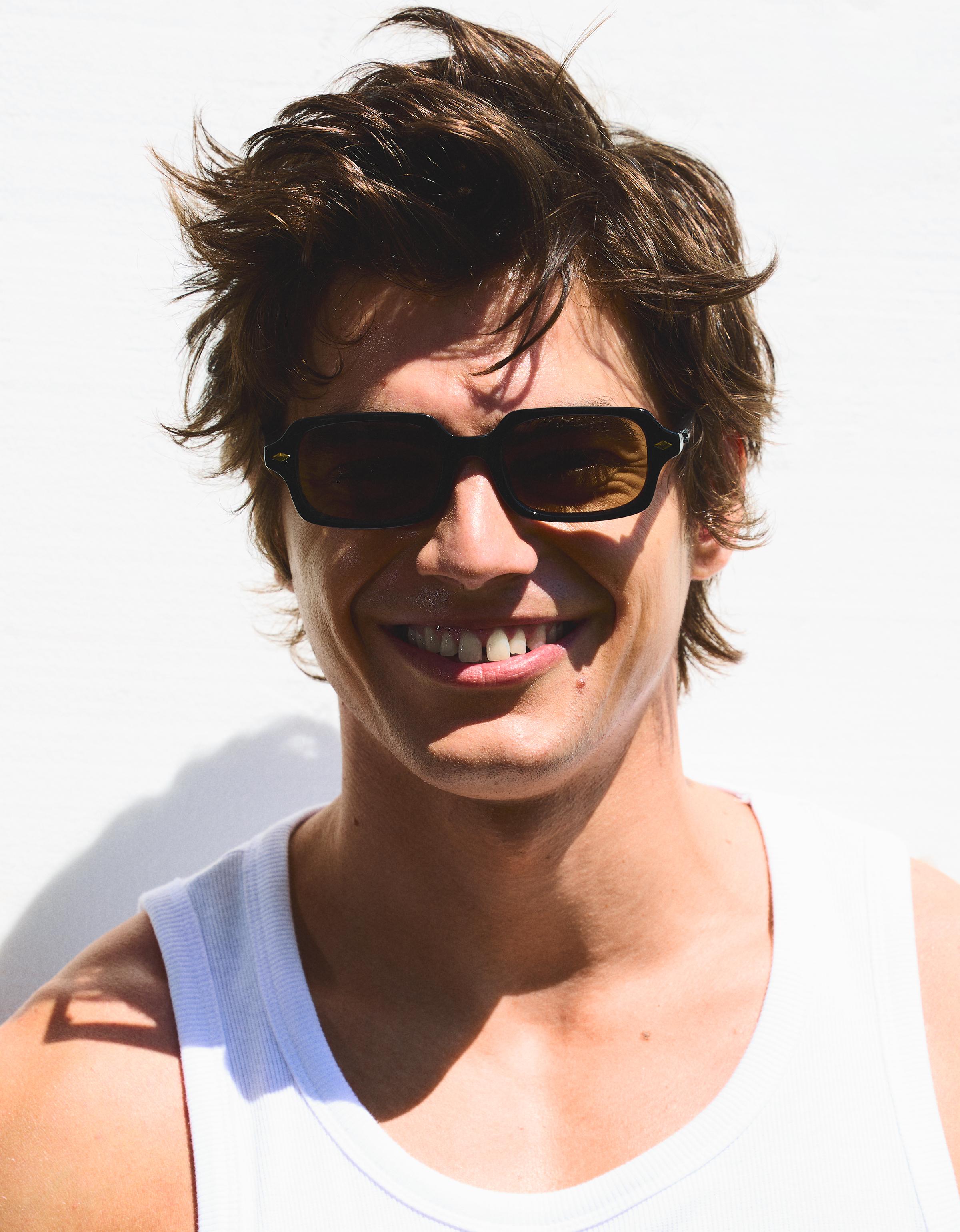 Coloured lens sunglasses — Orange