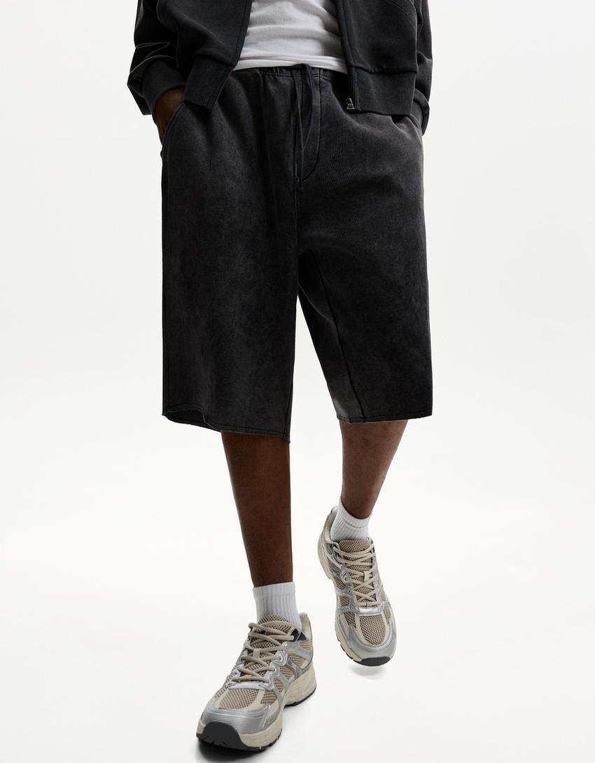 Ribbed baggy Bermuda shorts