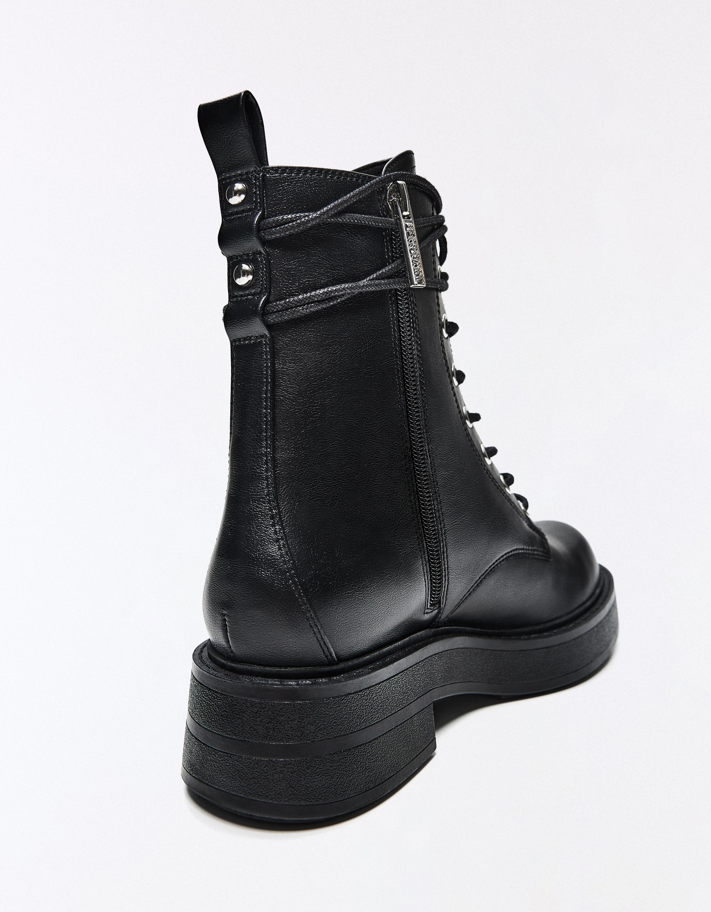 Lace-up ankle boots — BLACK