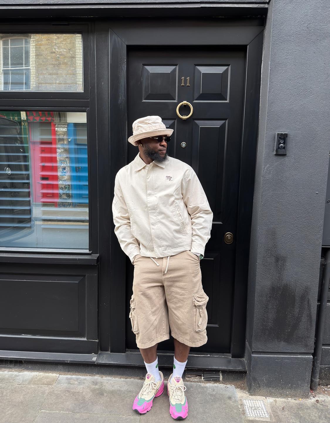Baggy cargo Bermuda shorts