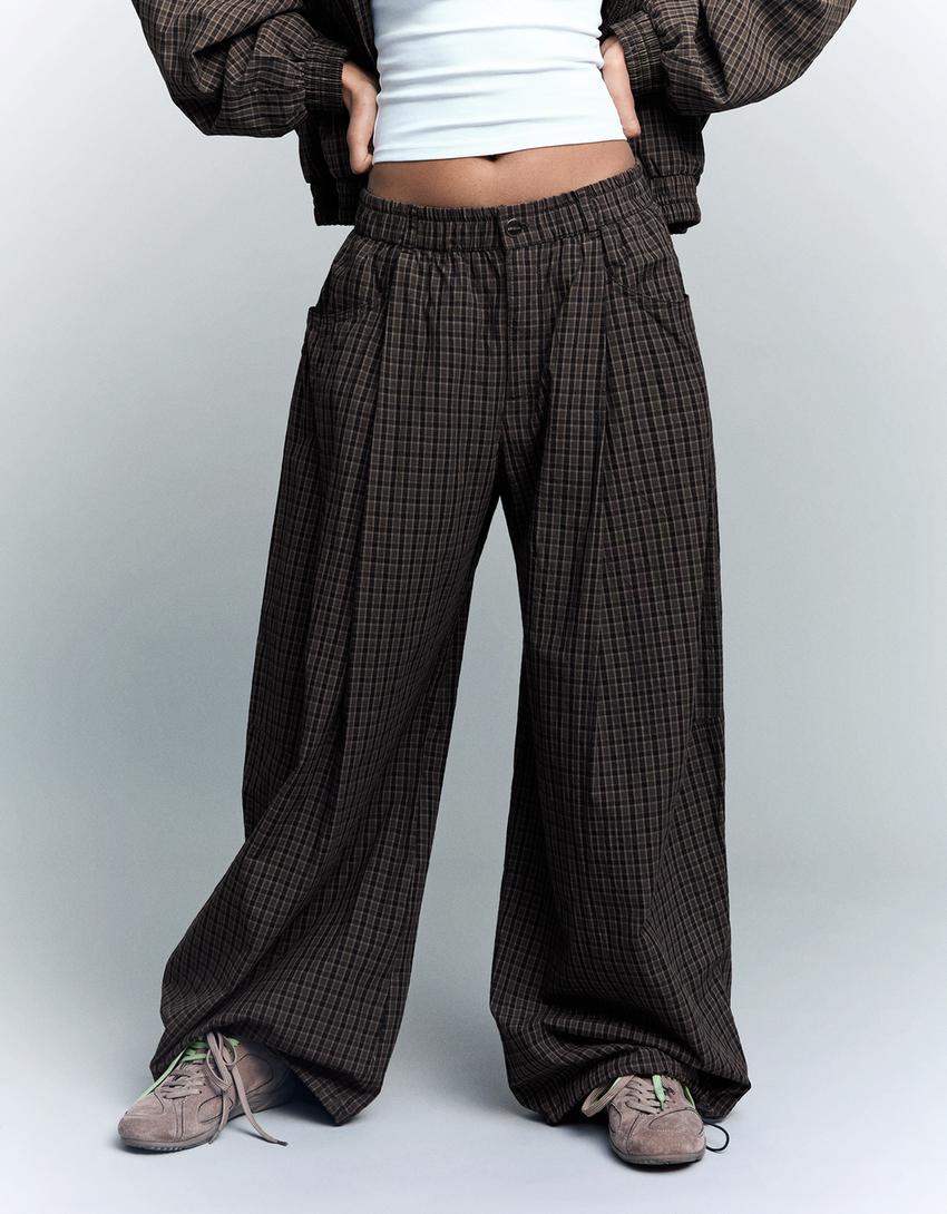 Checked parachute trousers-Dark grey