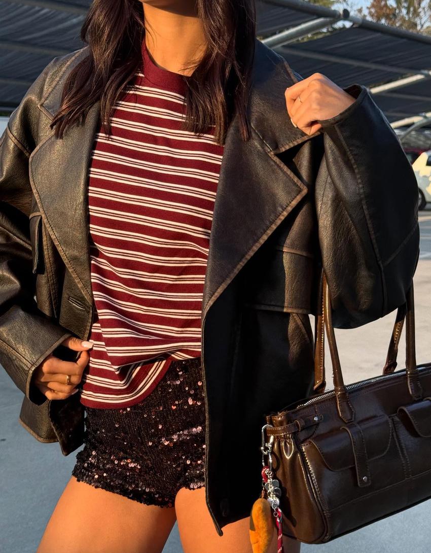 Short mini com lantejoulas-Marrom