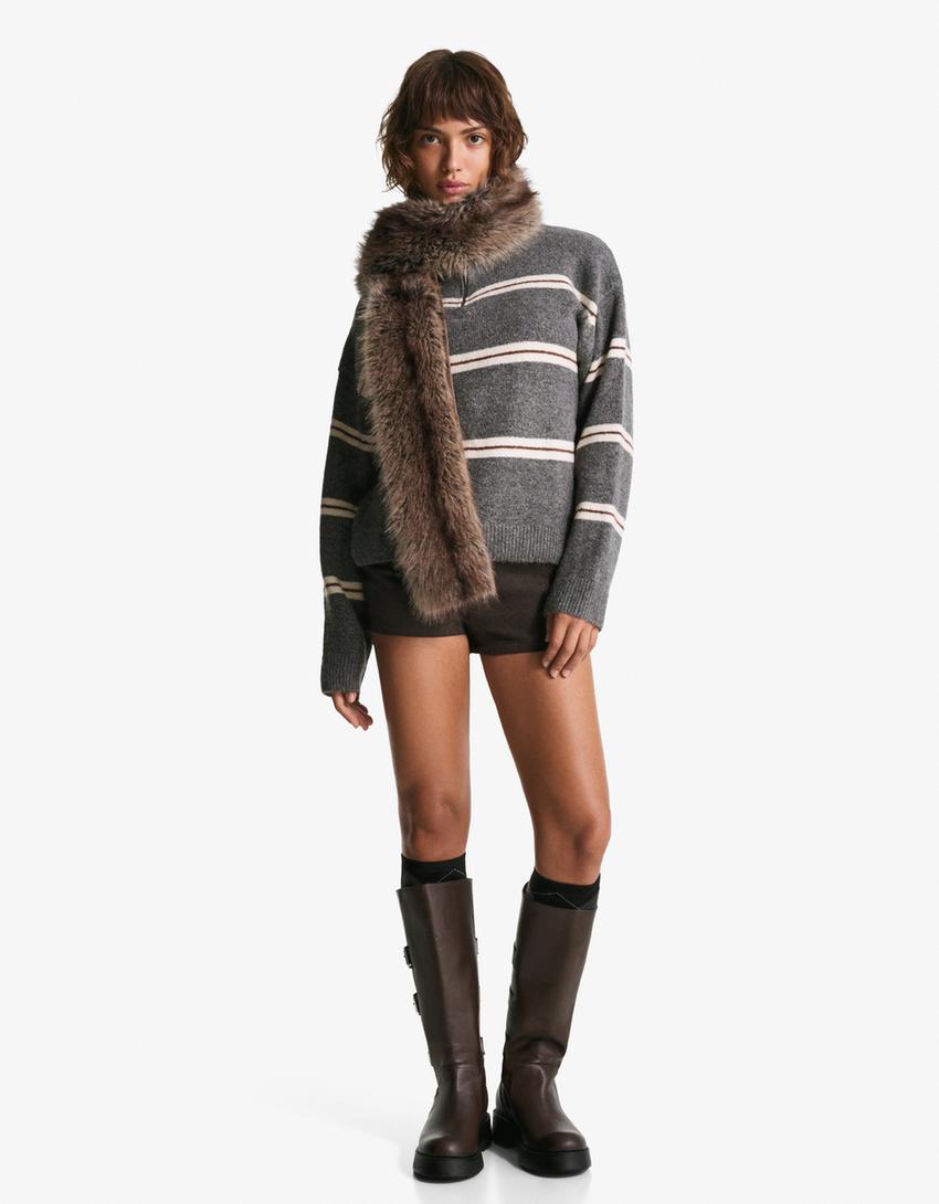 Sweter z golfem i suwakiem-Szary