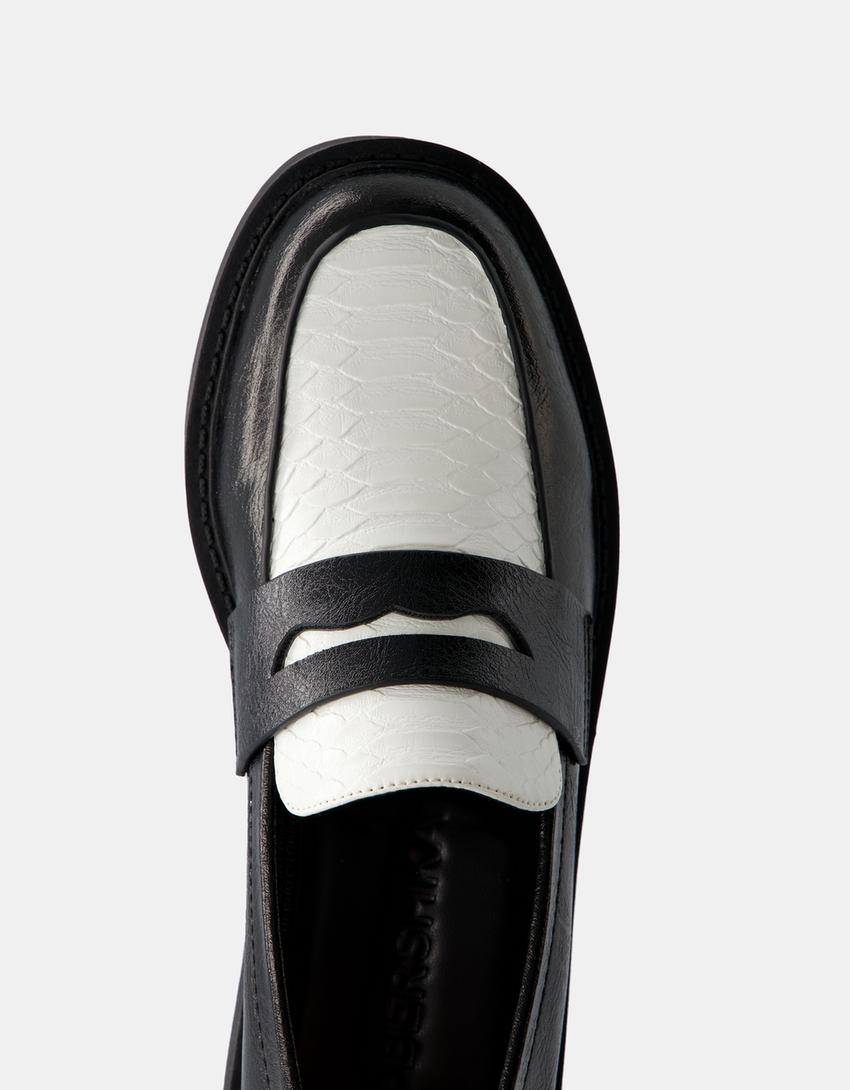 حذاء لوفر متباين-متعدد الألوان