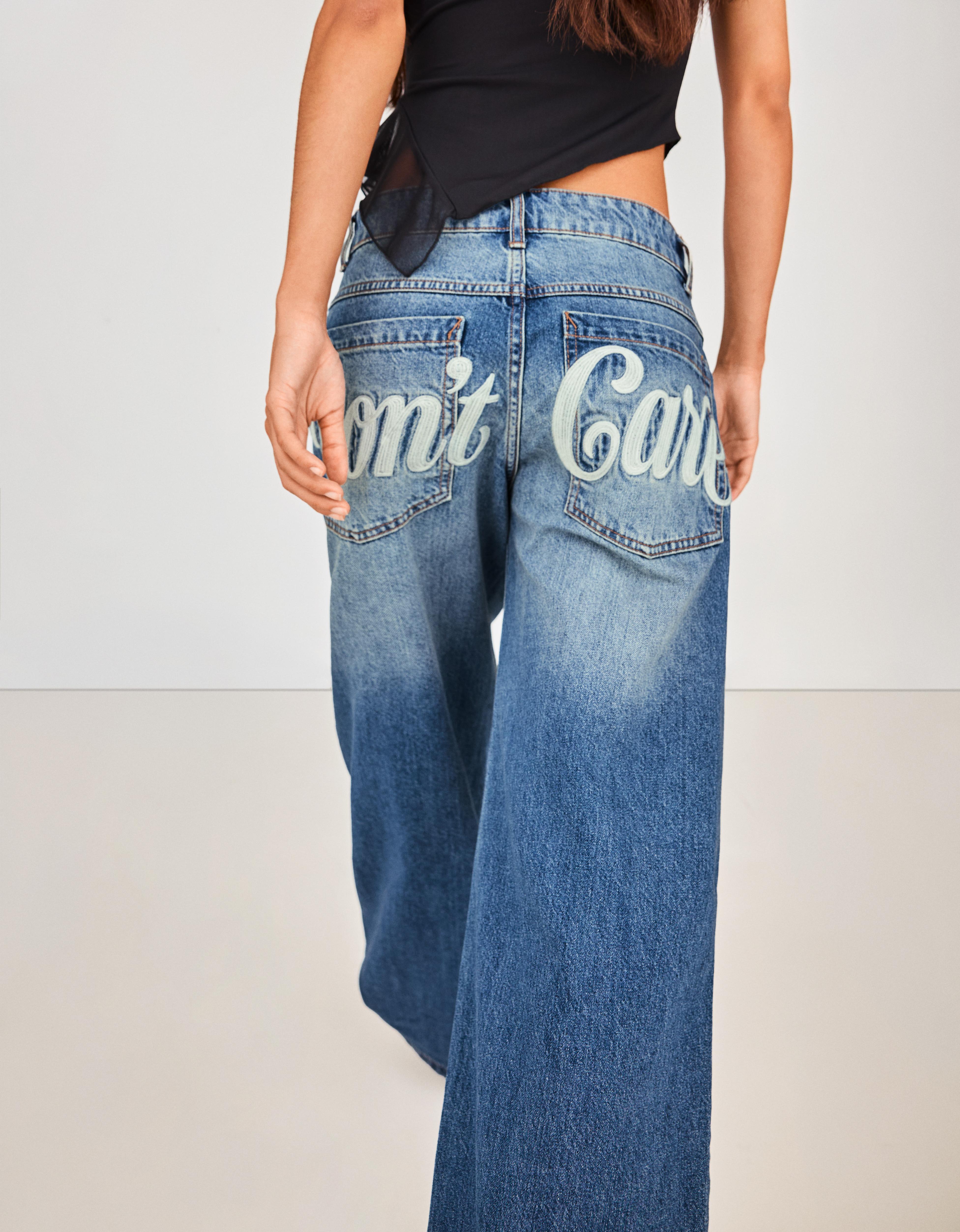 Embroidered baggy jeans — Light blue