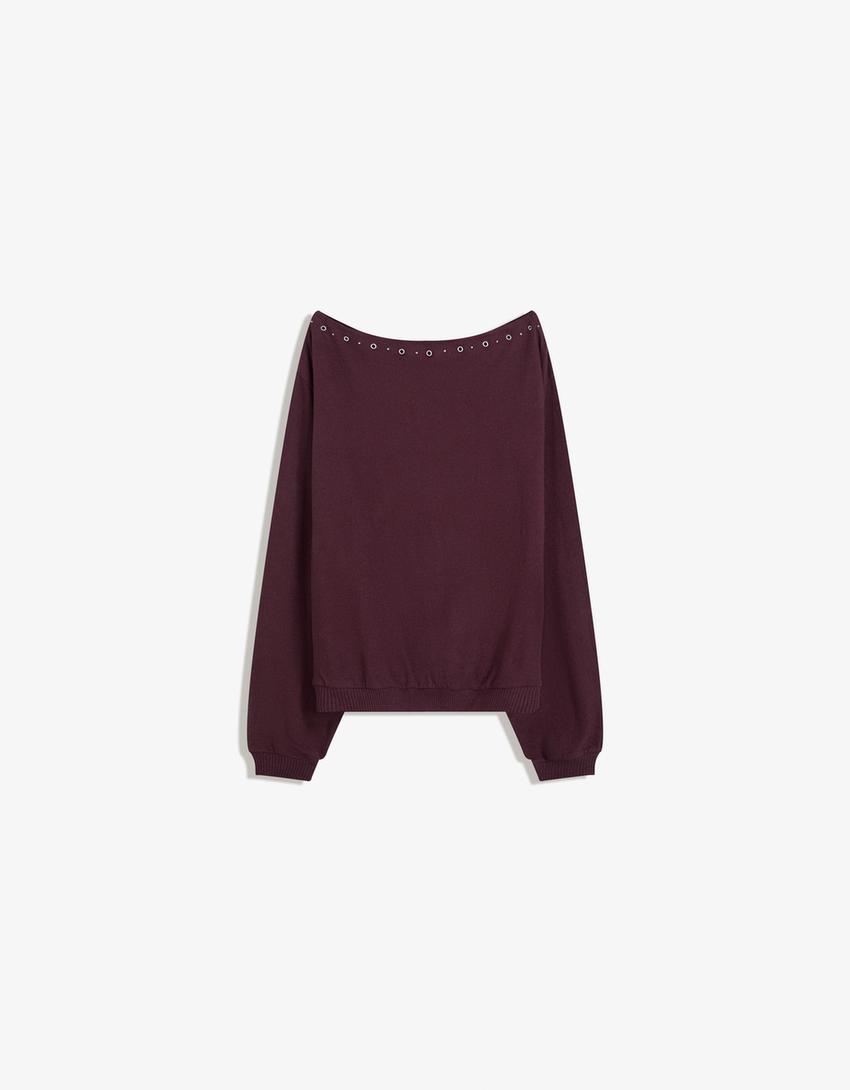 Knit sweater with studs-Burgundy