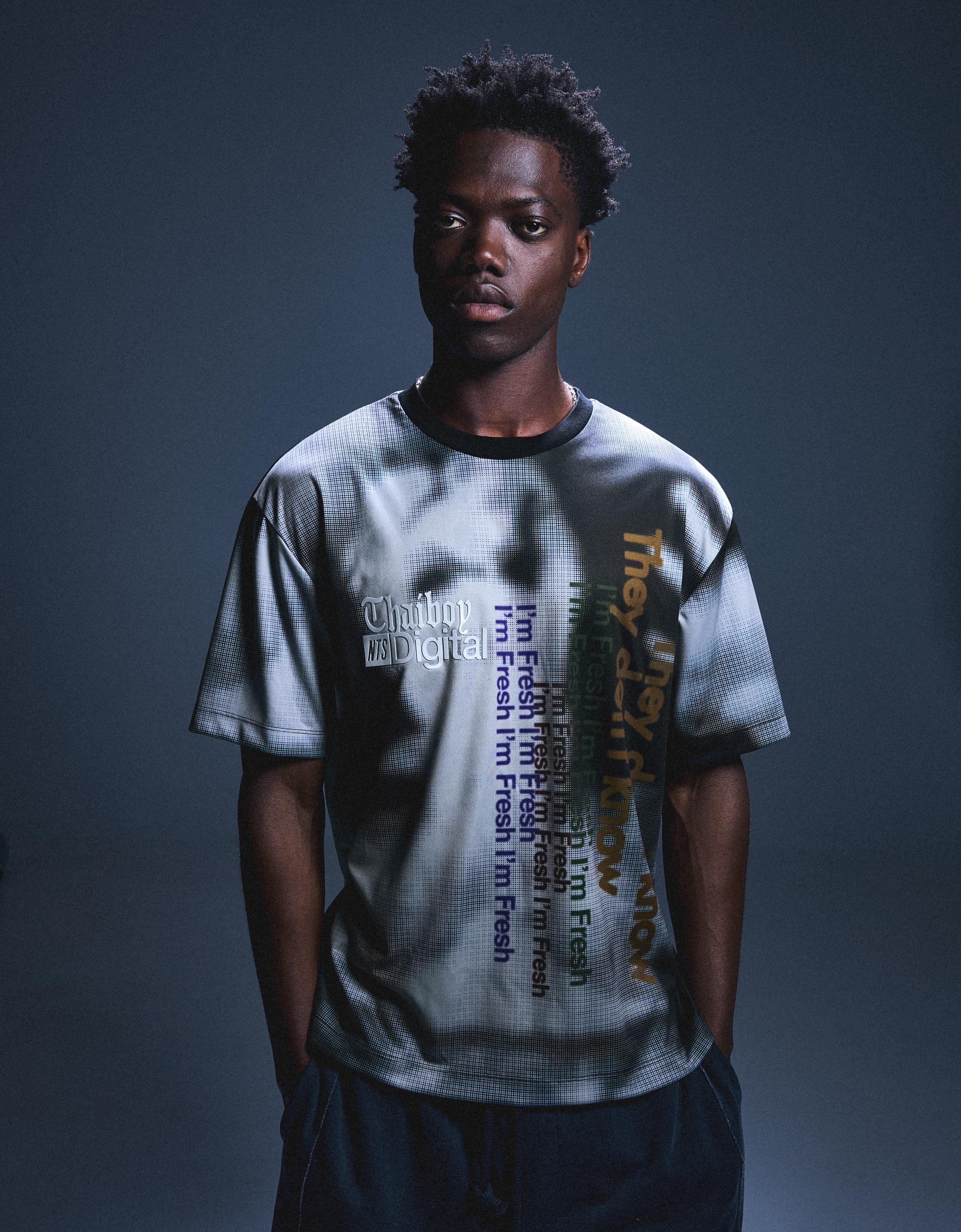 Bershka Camiseta Manga Corta Print Nts X Thaiboy Digital Hombre L Azul