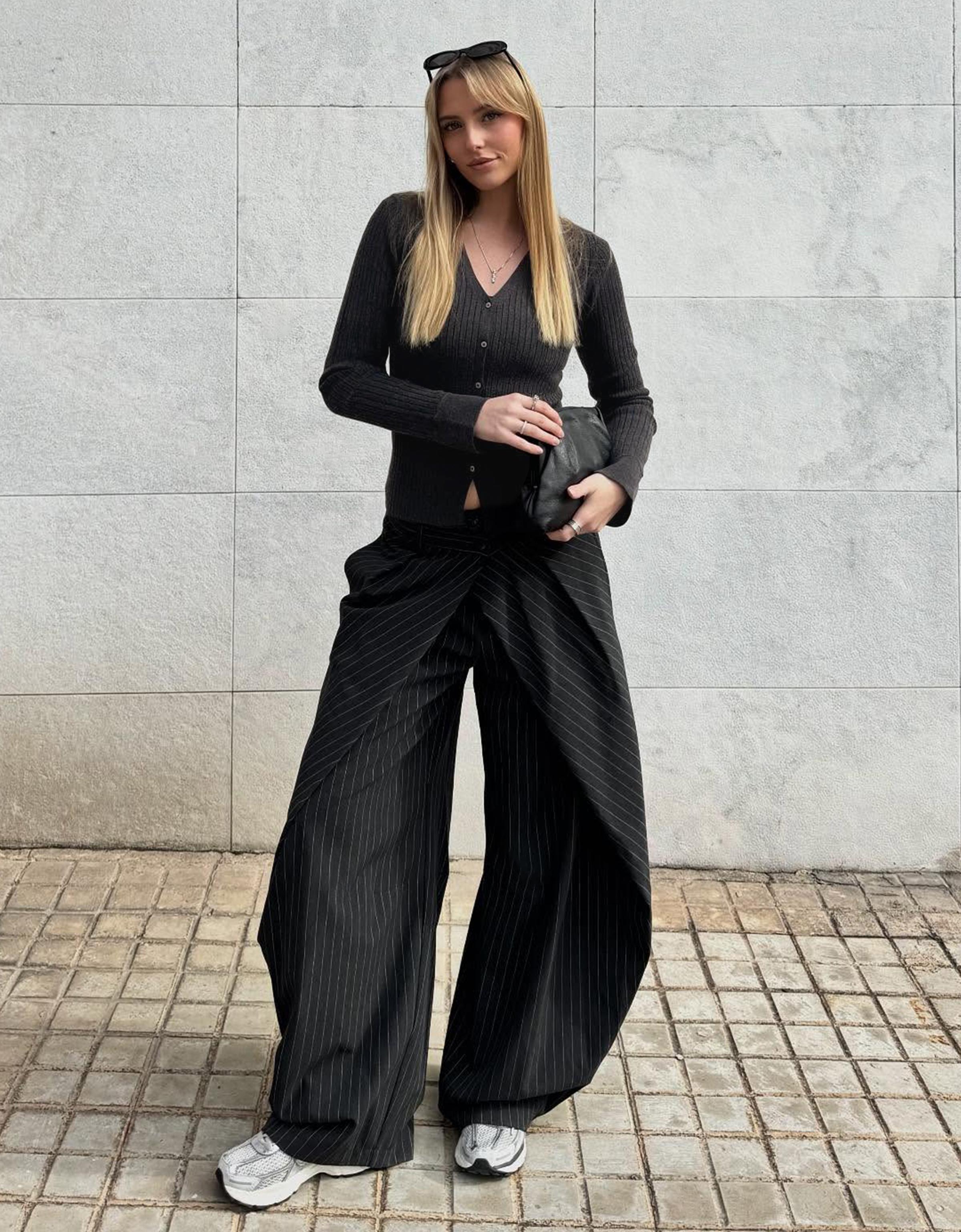 Çift düğmeli, pilili pantolon - Görsel 52