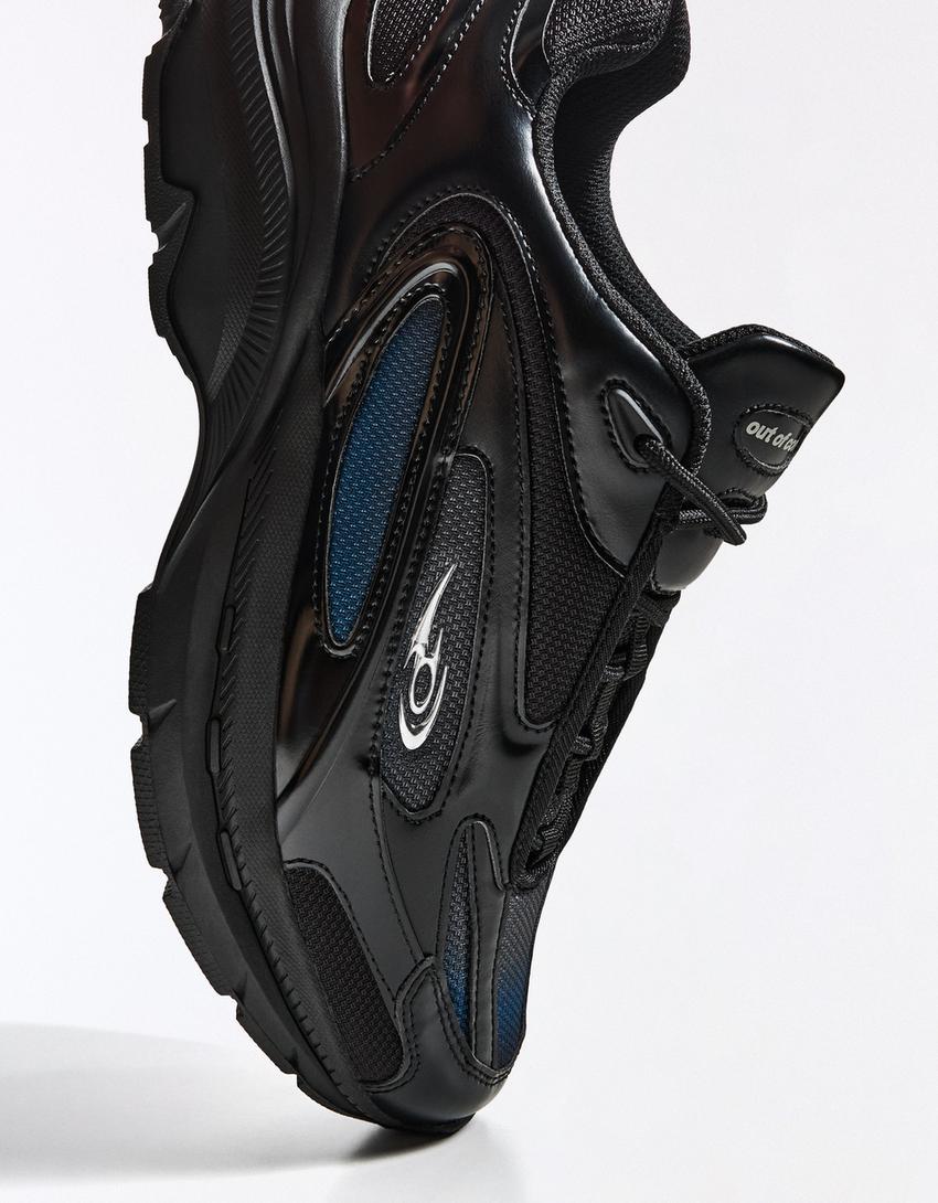 Deportivo OUT OF CORE-Negro