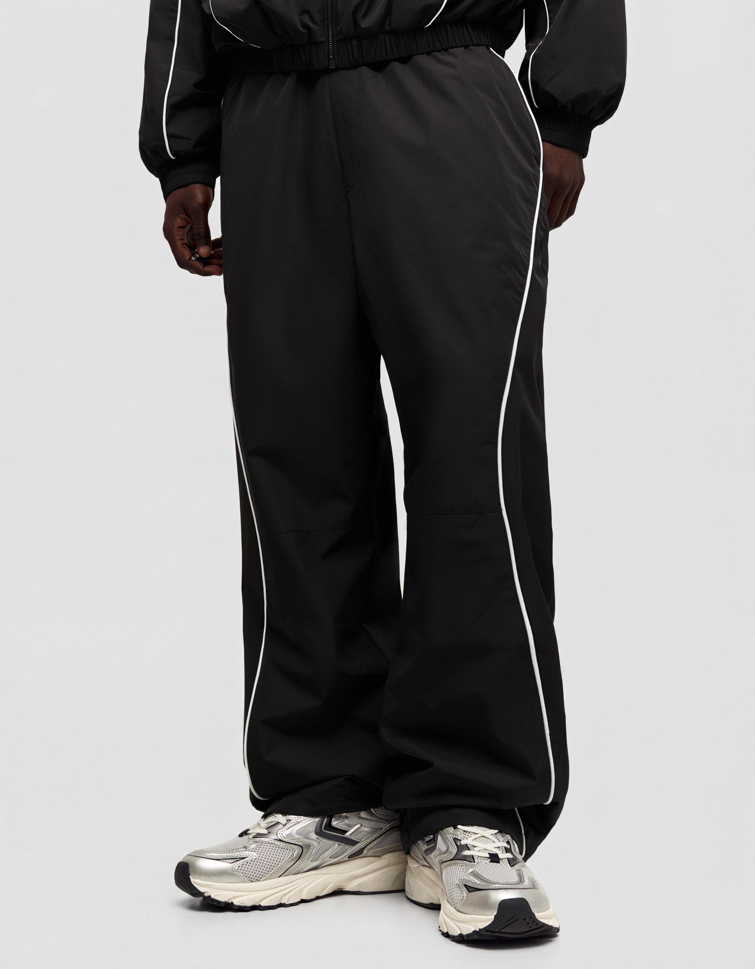 Technical baggy trousers — Black